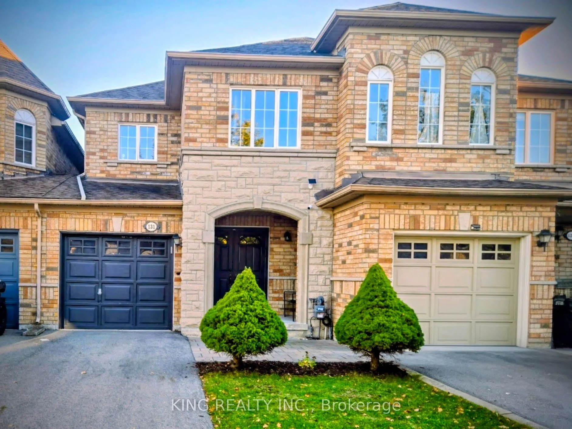 131 Royal Appian Crescent