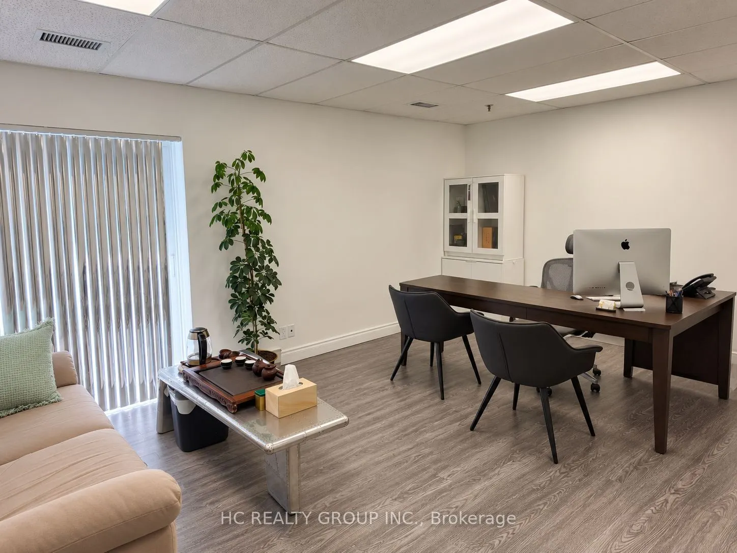 7181 Woodbine Avenue #226