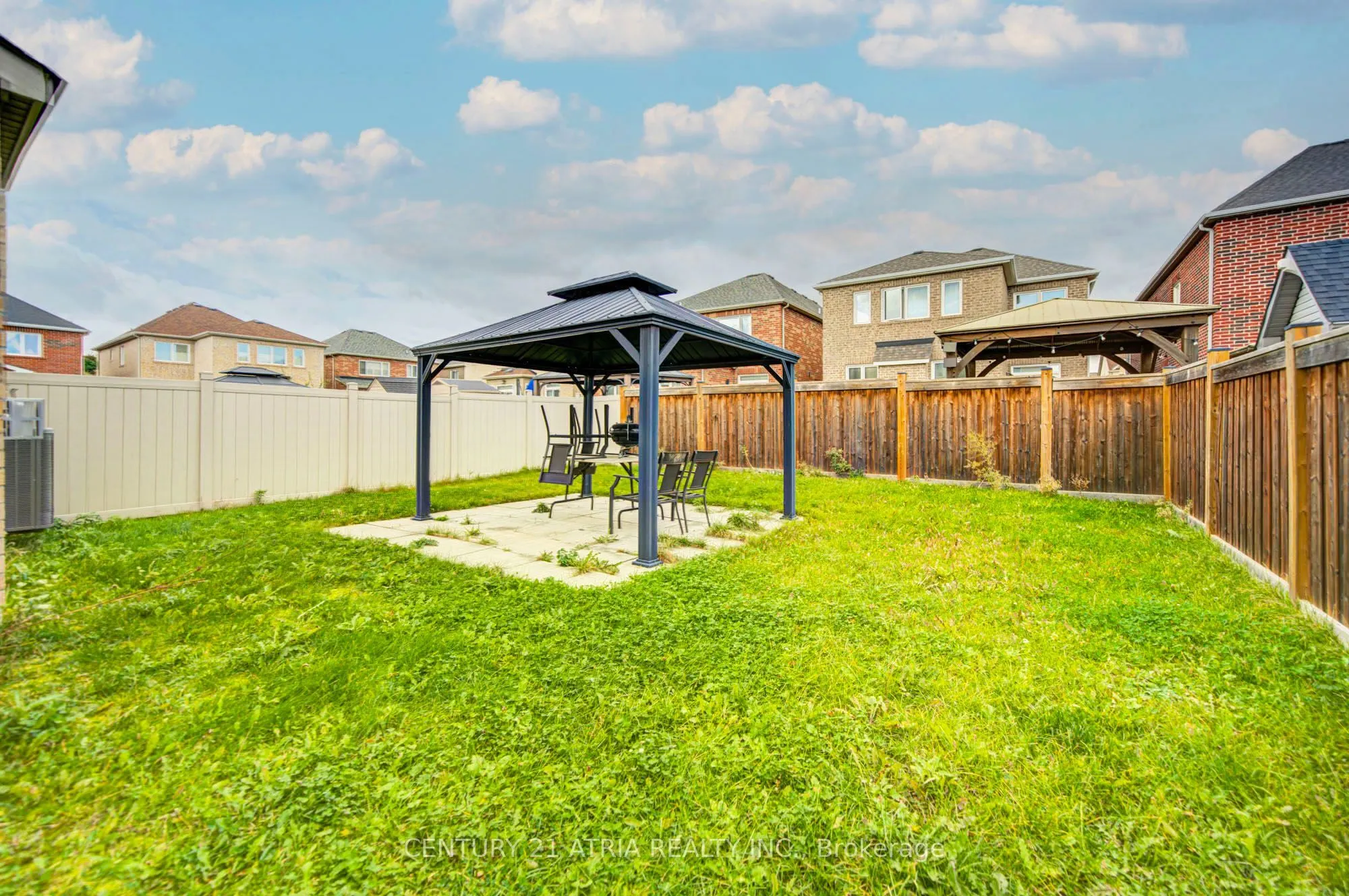 282 Blue Dasher Boulevard