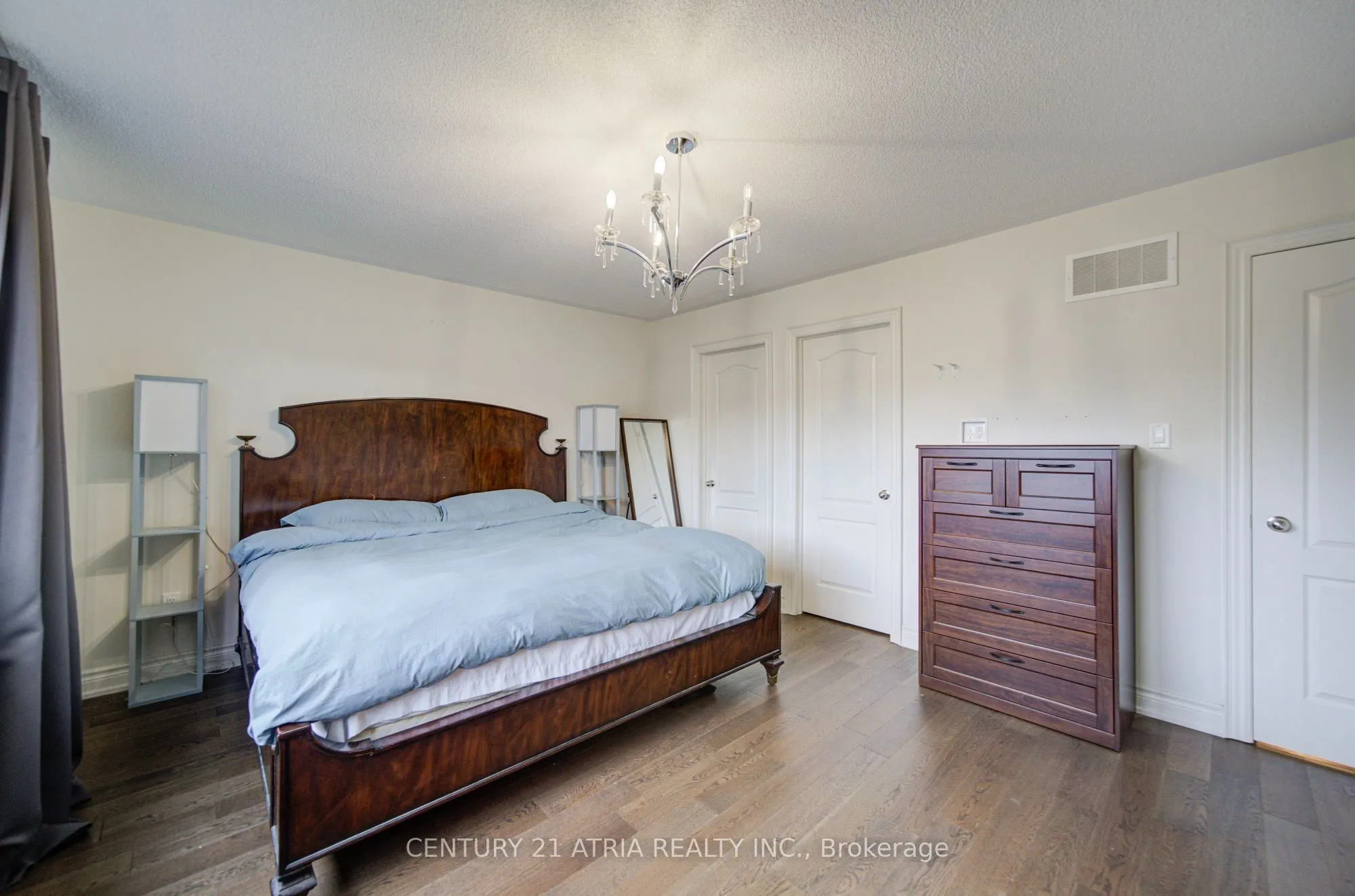 282 Blue Dasher Boulevard