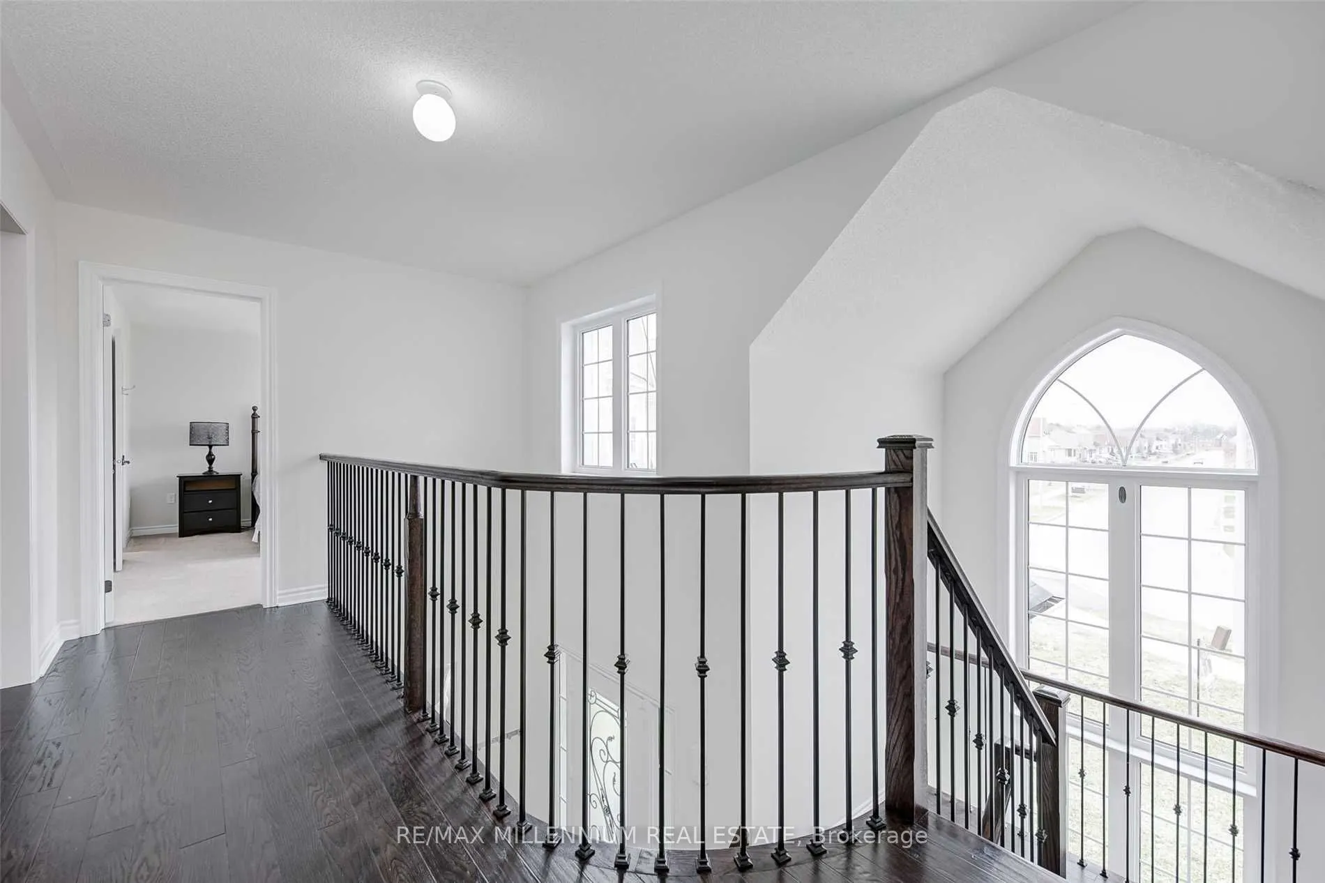 77 Collier Crescent