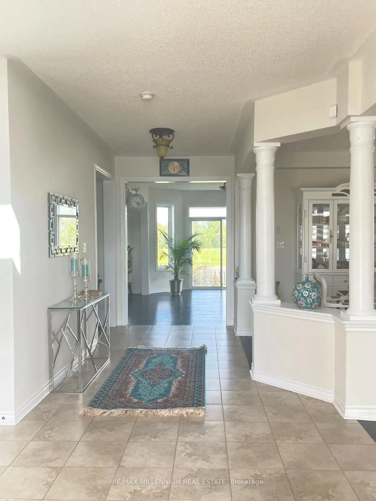 77 Collier Crescent