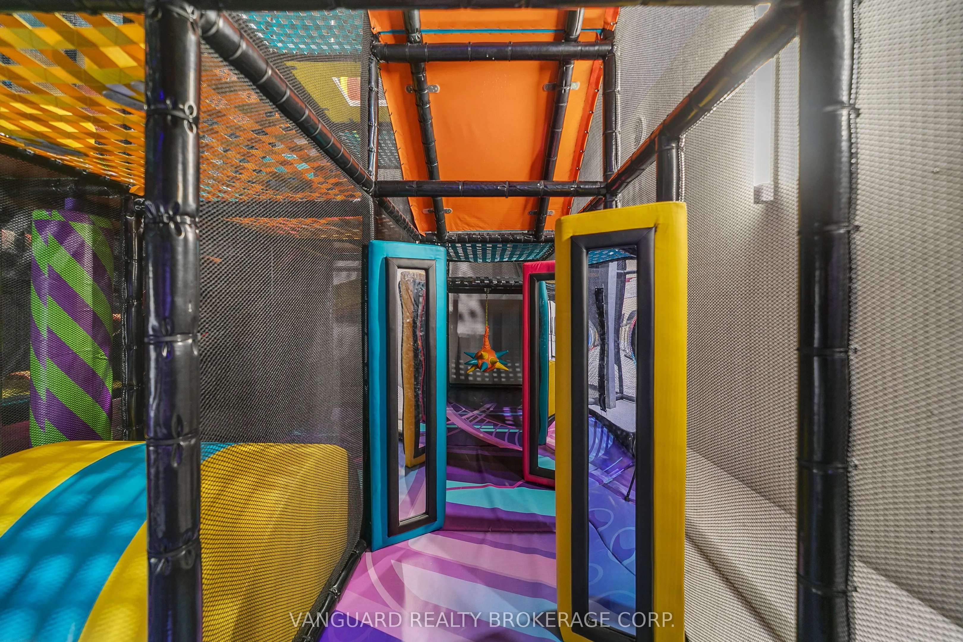 18075 Yonge Street #1B