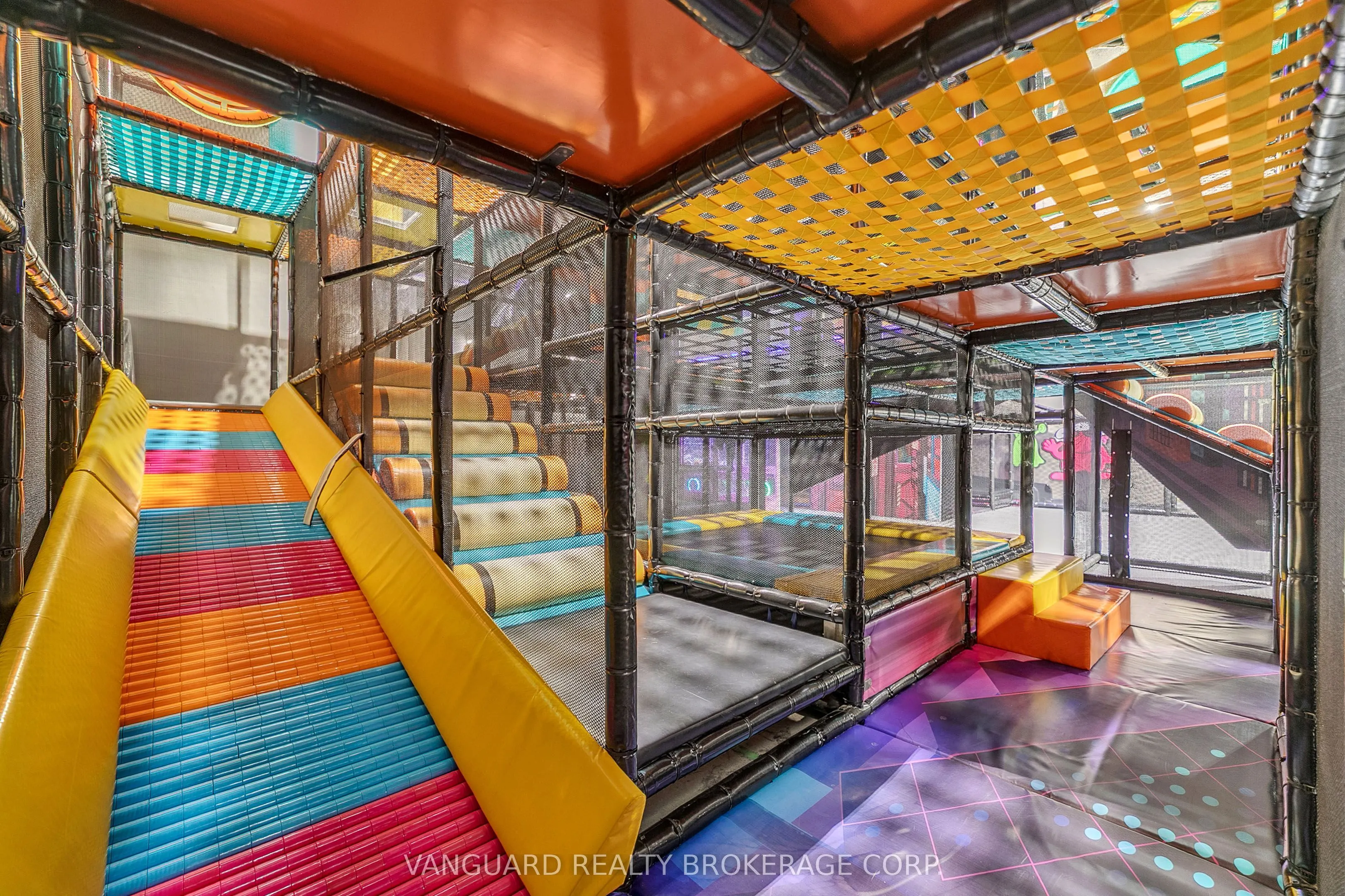 18075 Yonge Street #1B