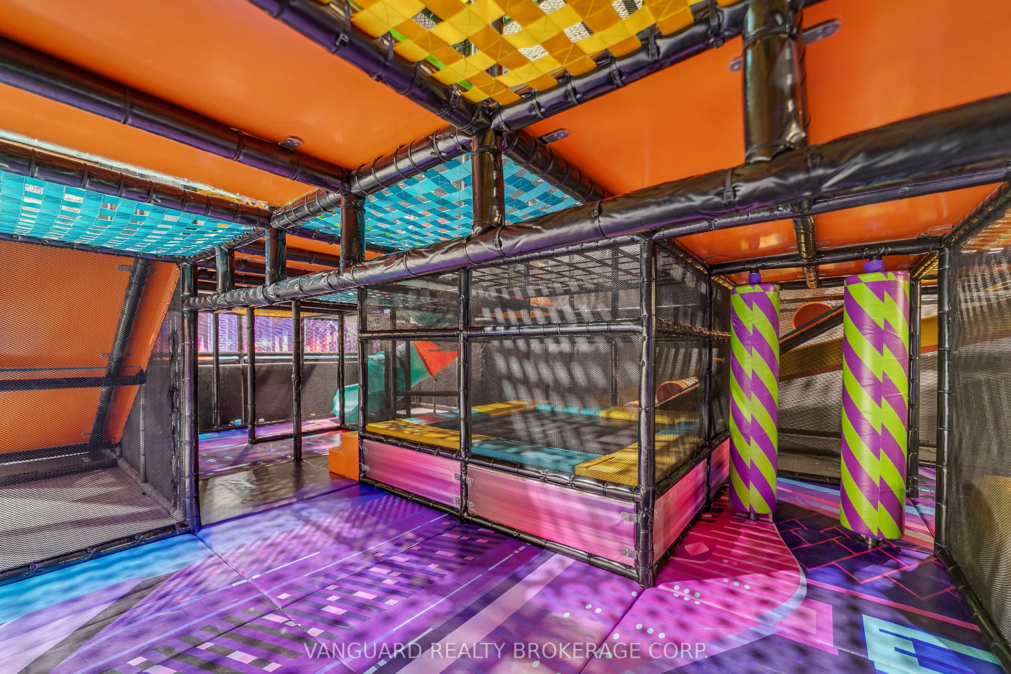 18075 Yonge Street #1B