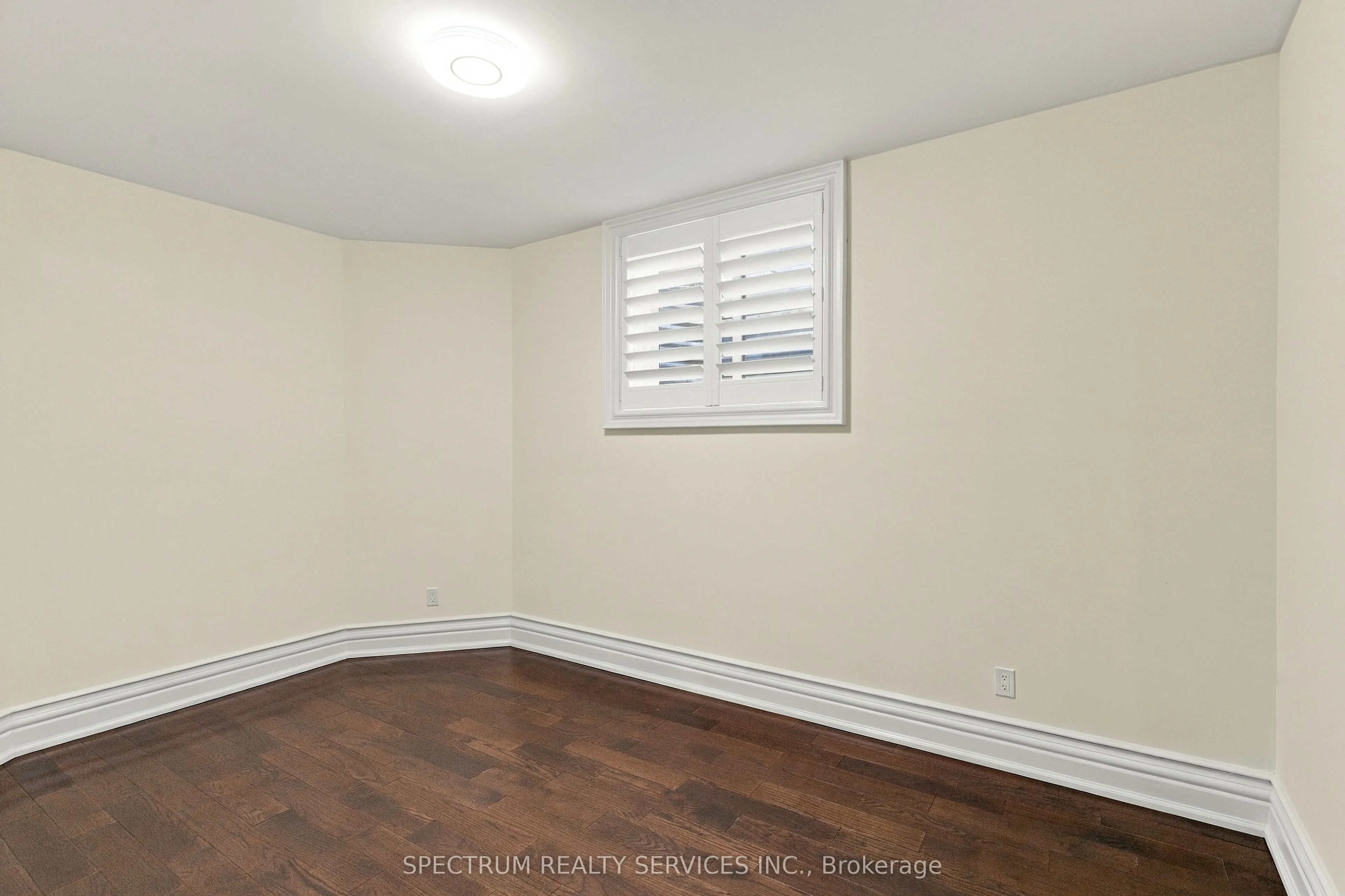 223 Lennox Avenue