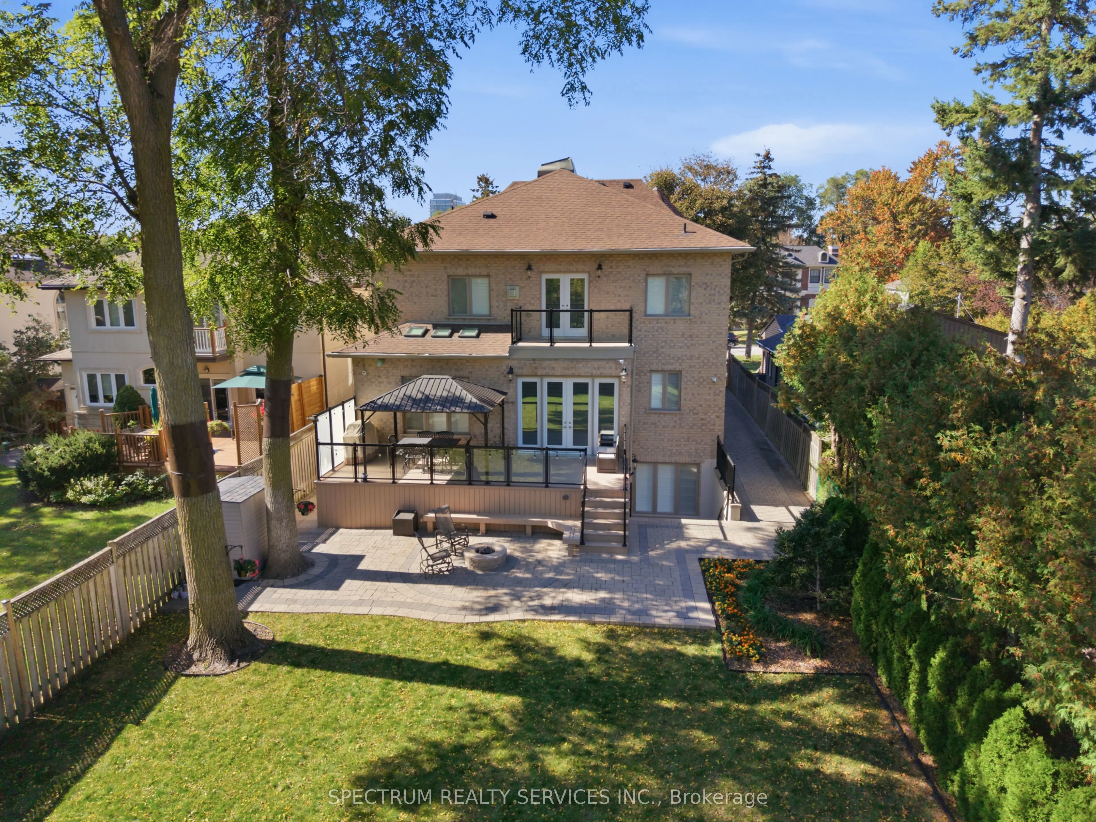 223 Lennox Avenue