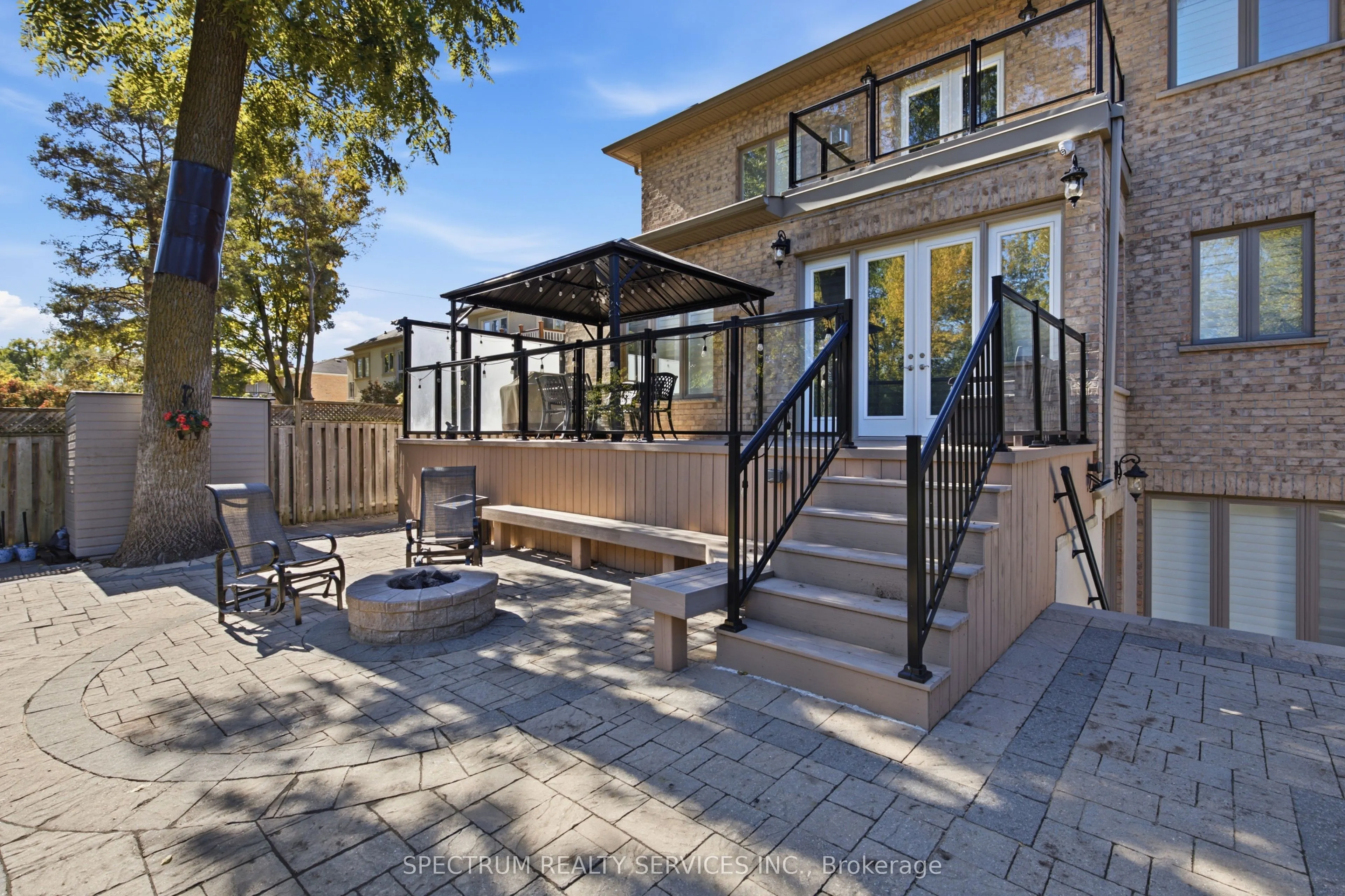 223 Lennox Avenue