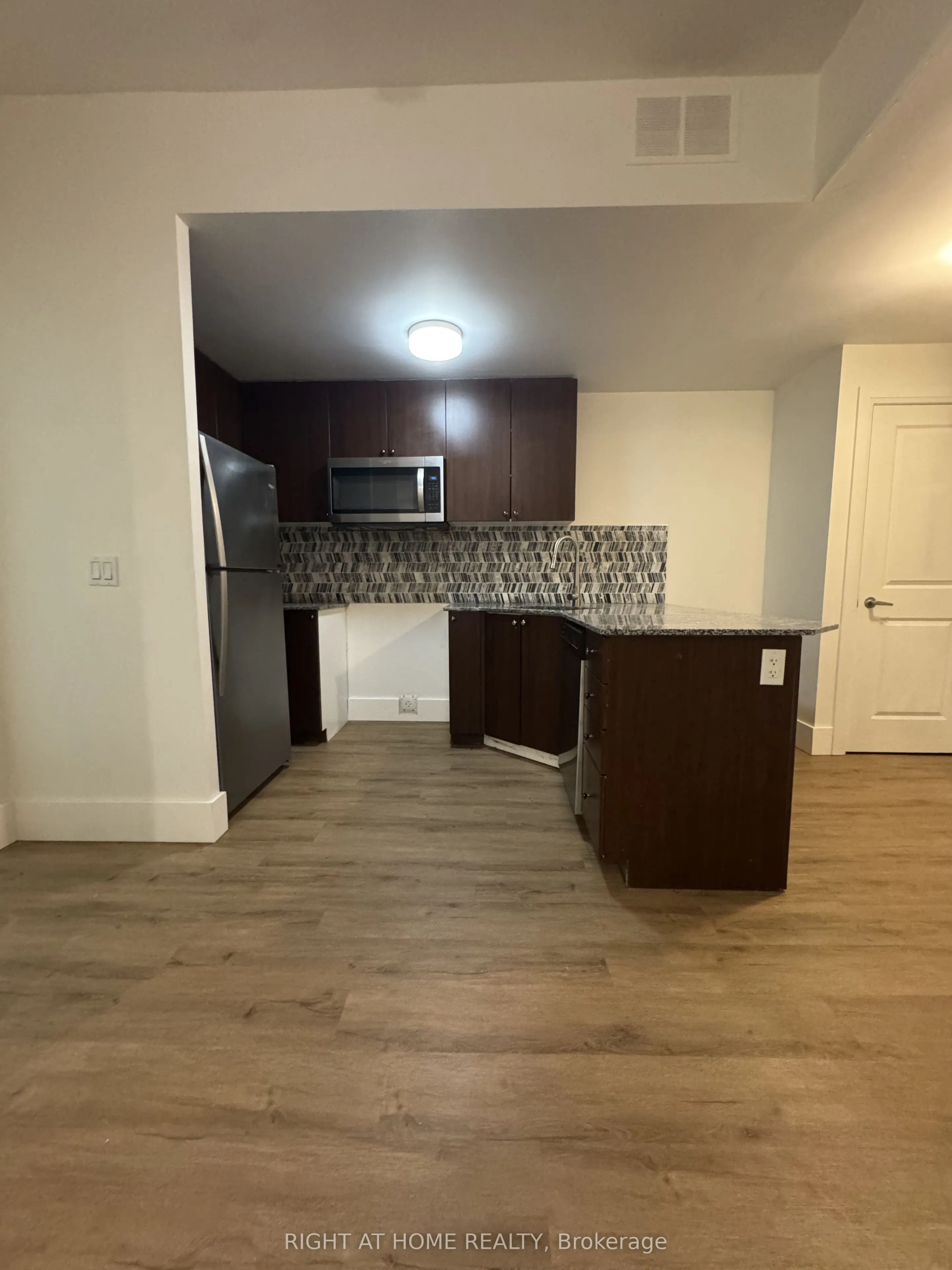 5289 Hwy 7 Street E #701