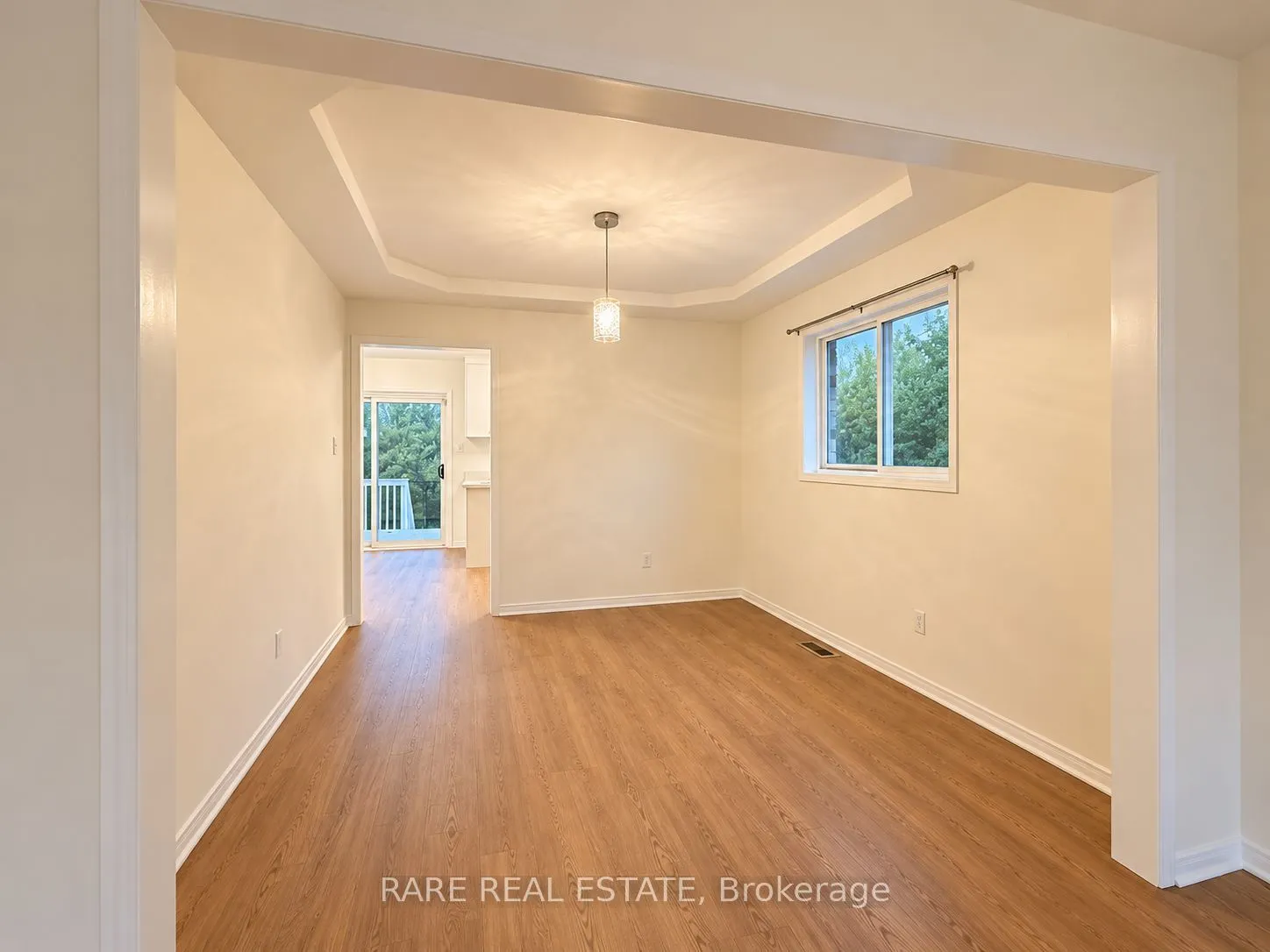 1045 CORRIE Street