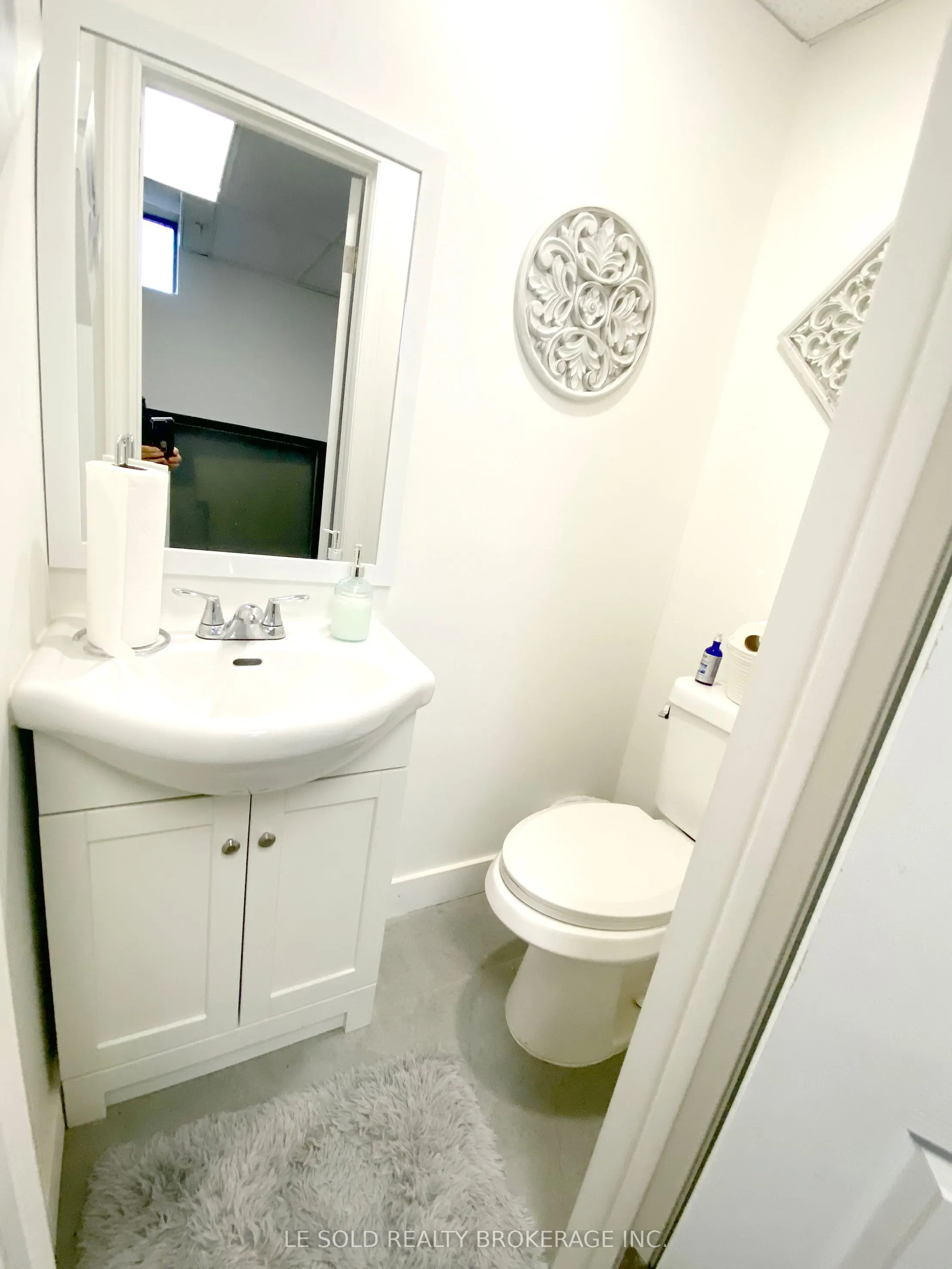 117 Ringwood Drive #4 (2nd Floor C)