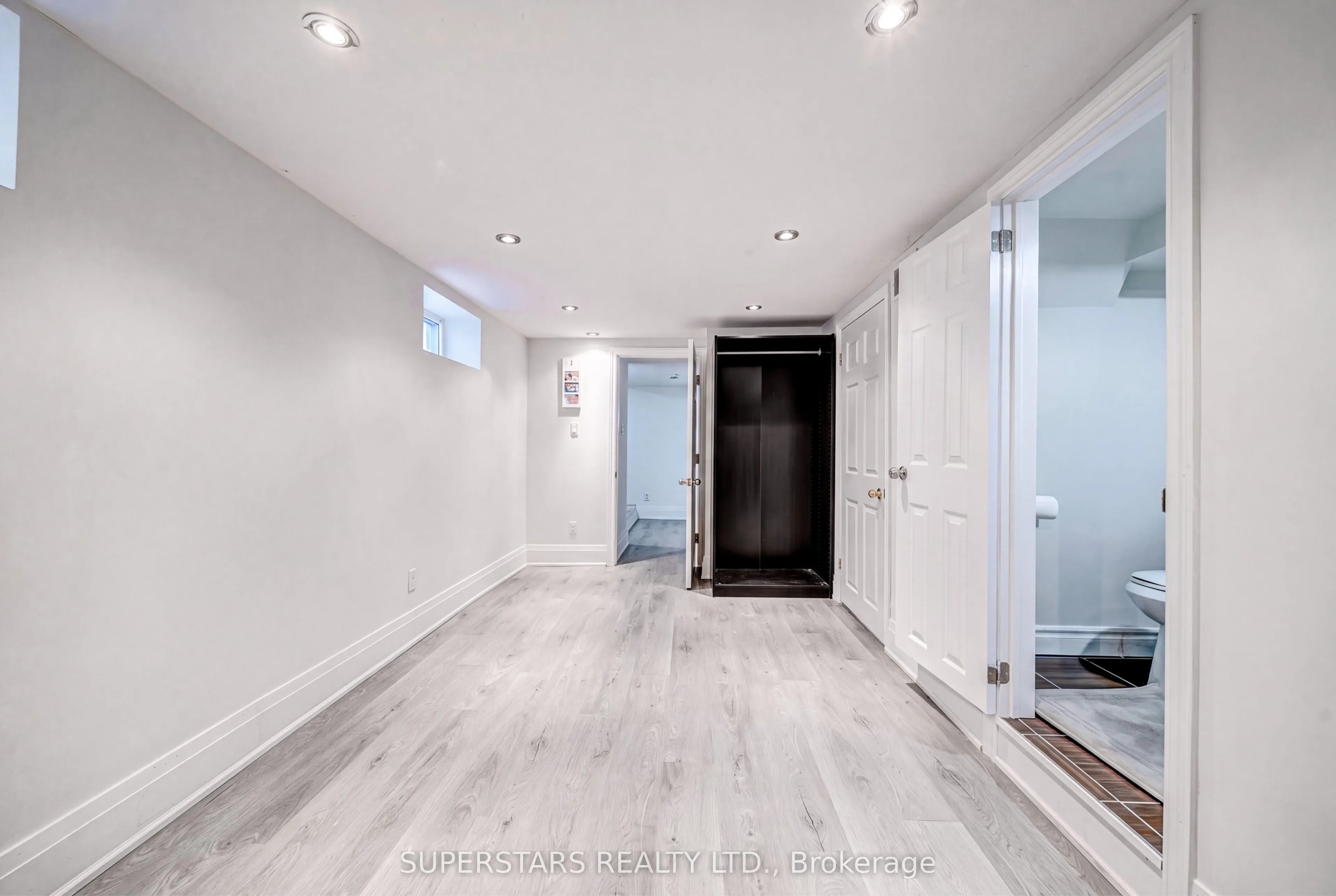 28 Machell Avenue