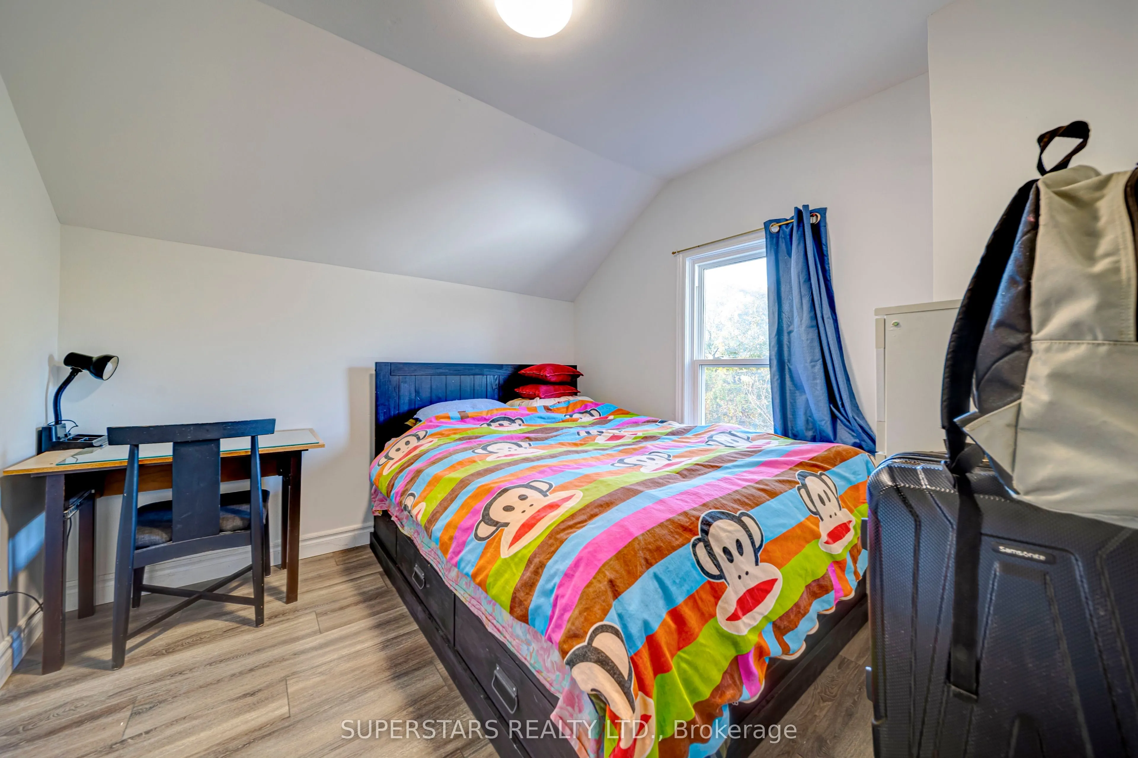28 Machell Avenue