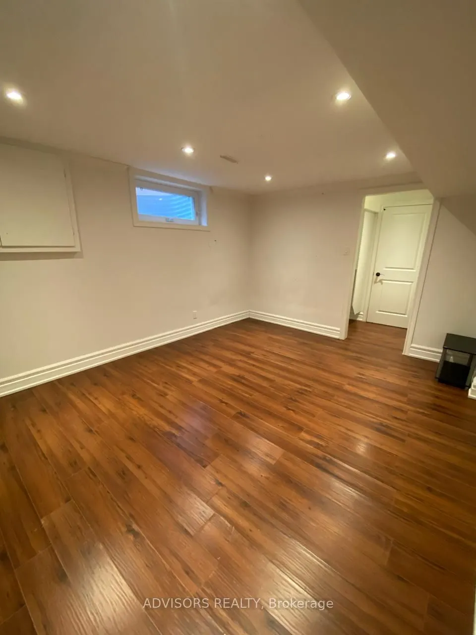 16 Sabrina Court