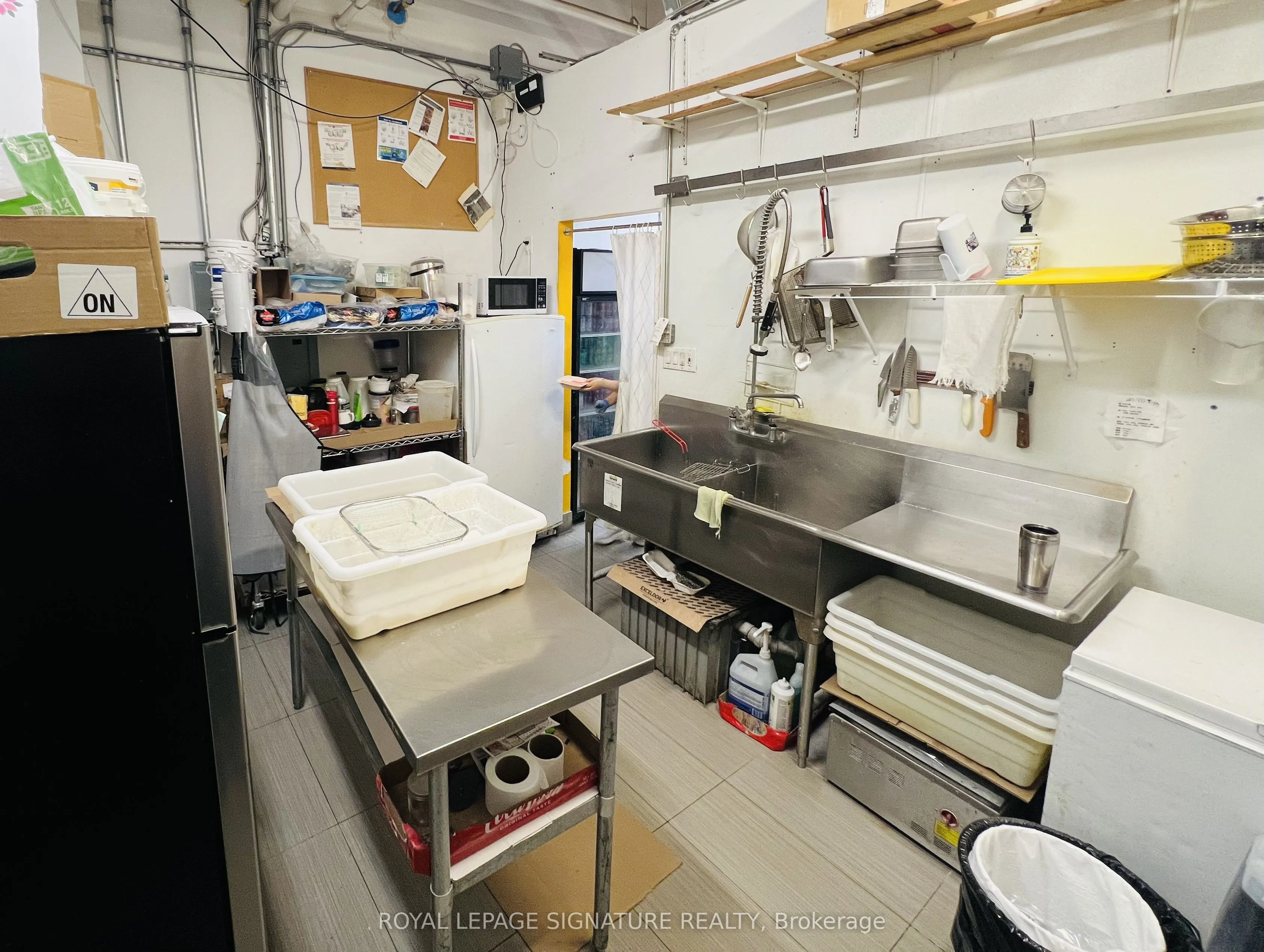7181 Yonge Street #243