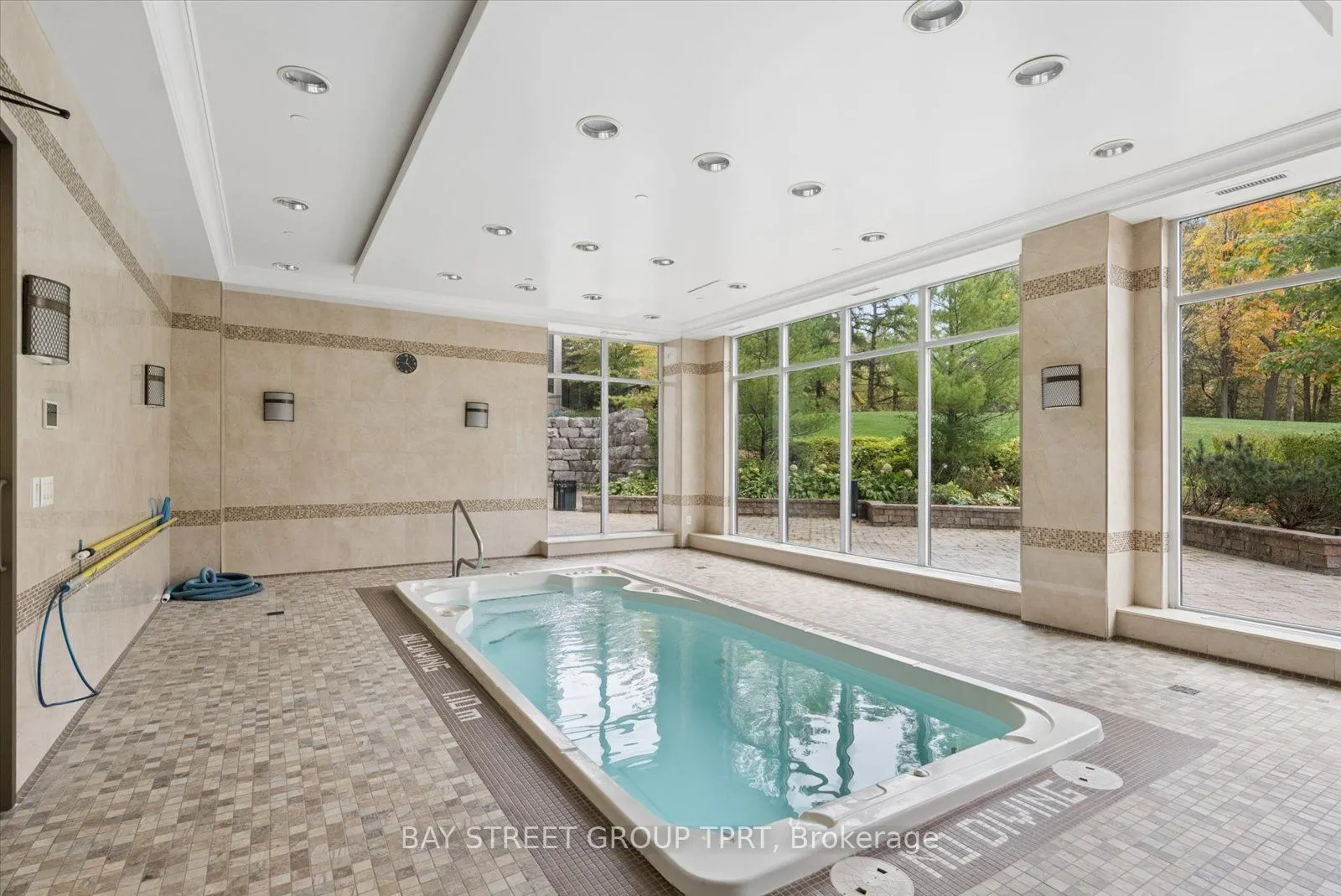 9255 Jane Street #1605