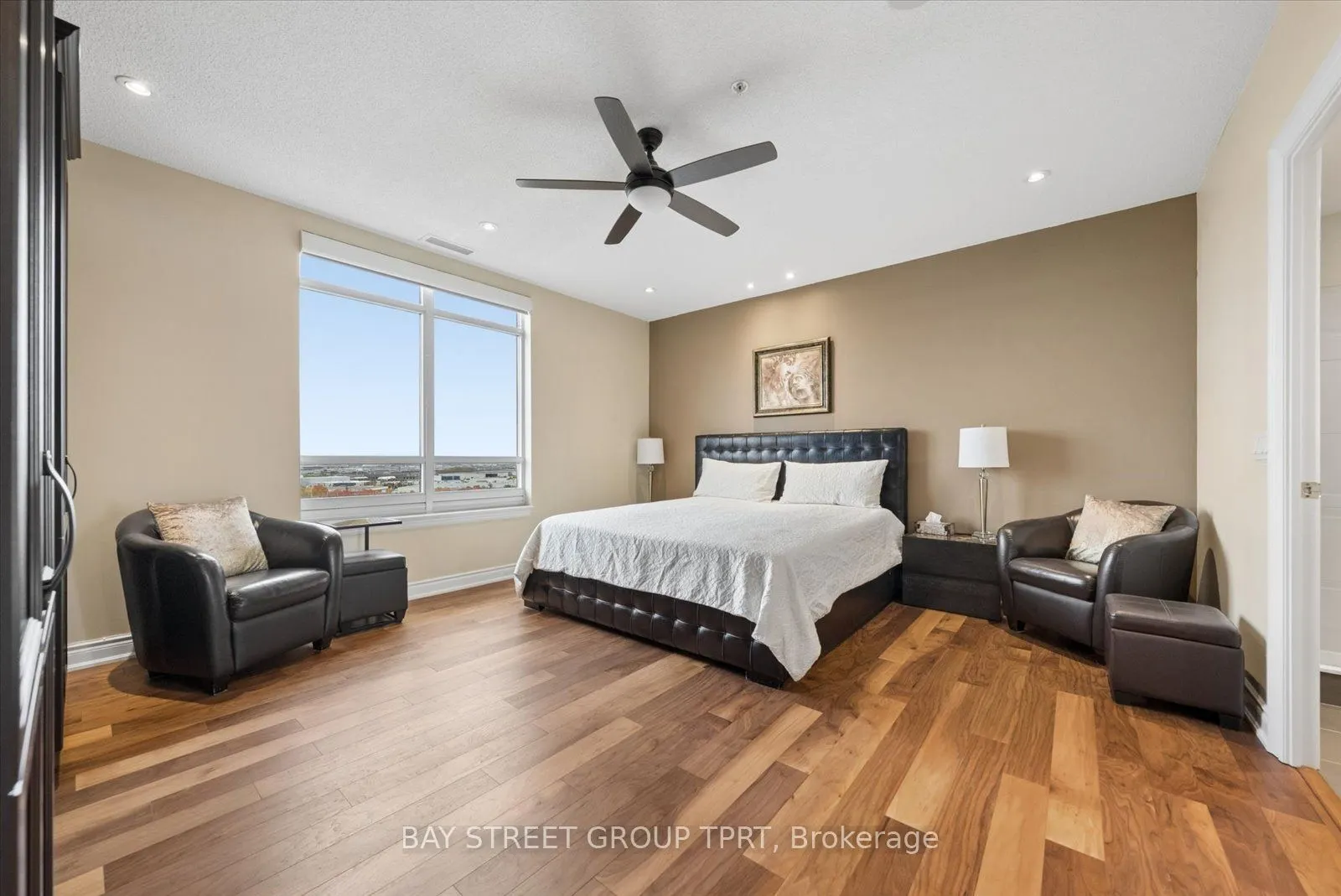 9255 Jane Street #1605