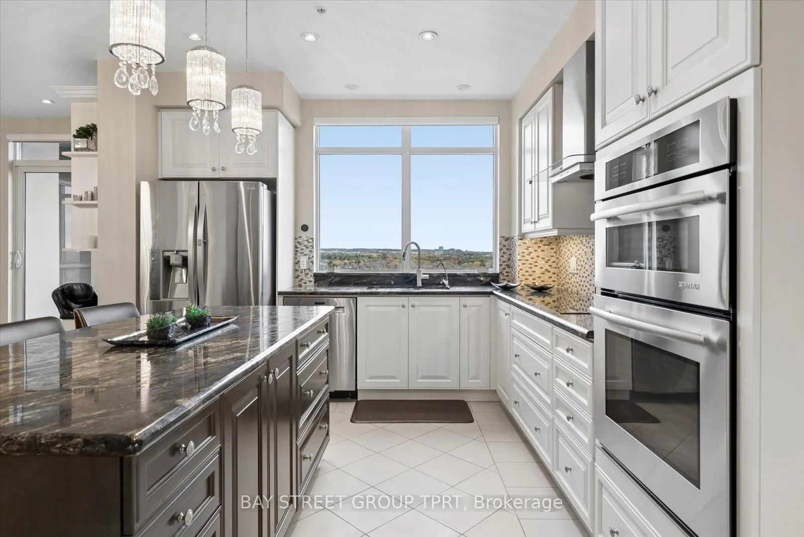 9255 Jane Street #1605