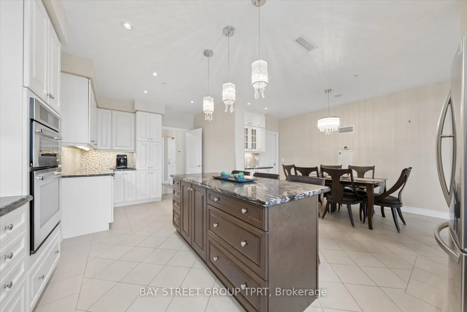 9255 Jane Street #1605
