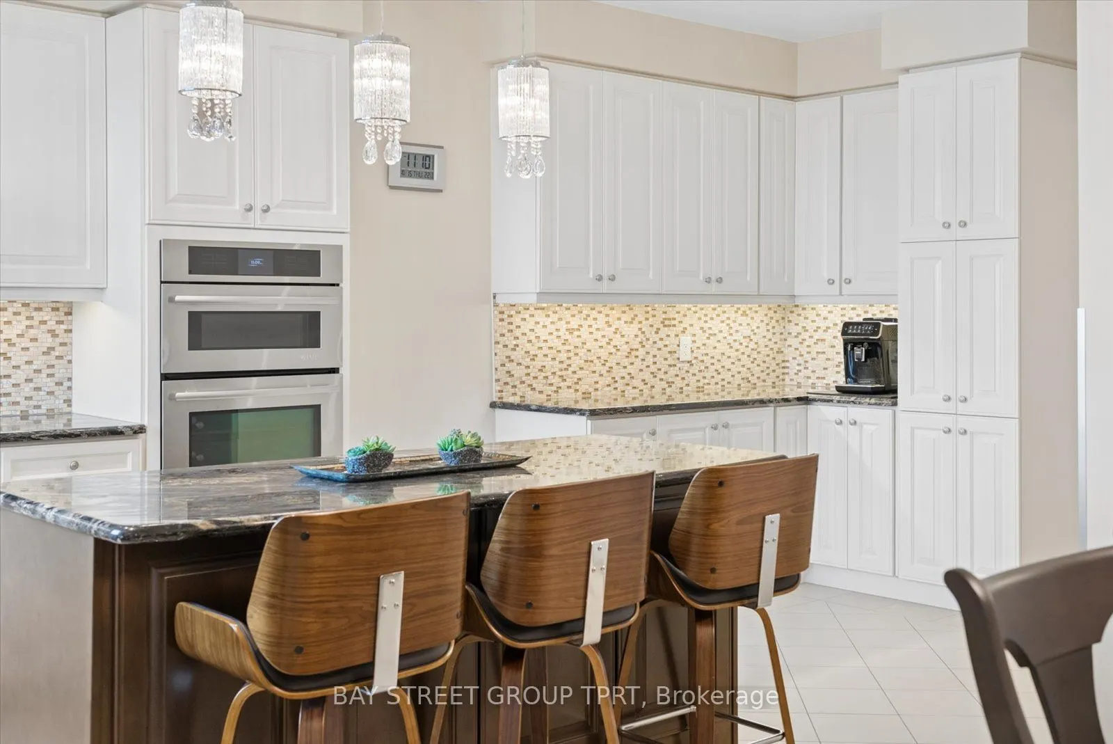 9255 Jane Street #1605