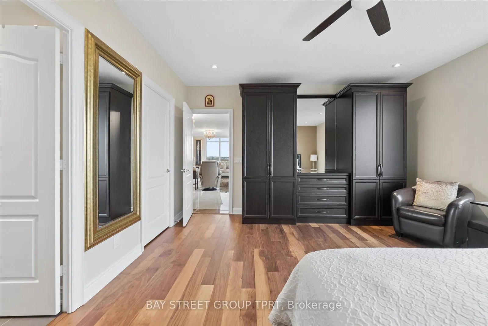 9255 Jane Street #1605