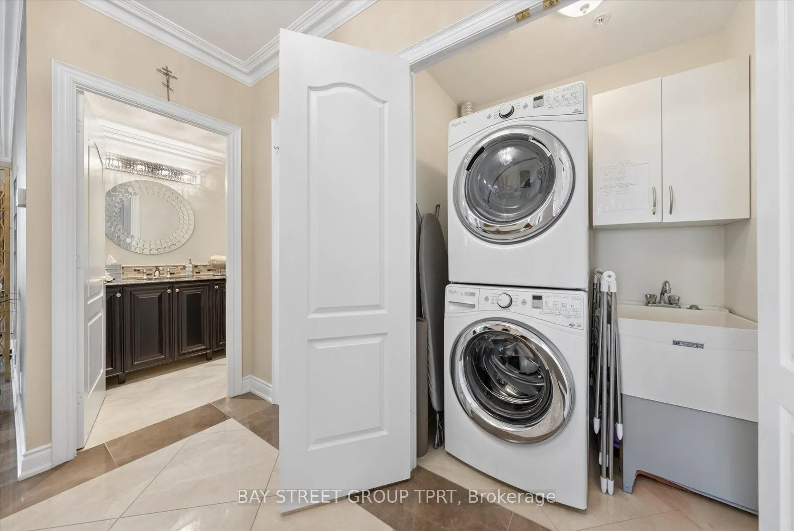 9255 Jane Street #1605