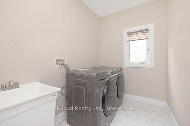 38 Pine Hill Crescent