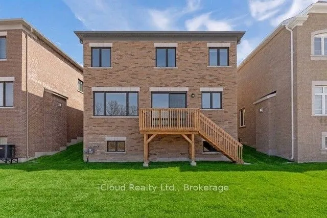 38 Pine Hill Crescent