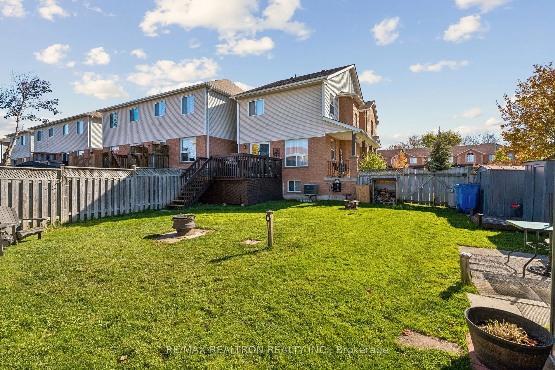 33 Wrendale Crescent