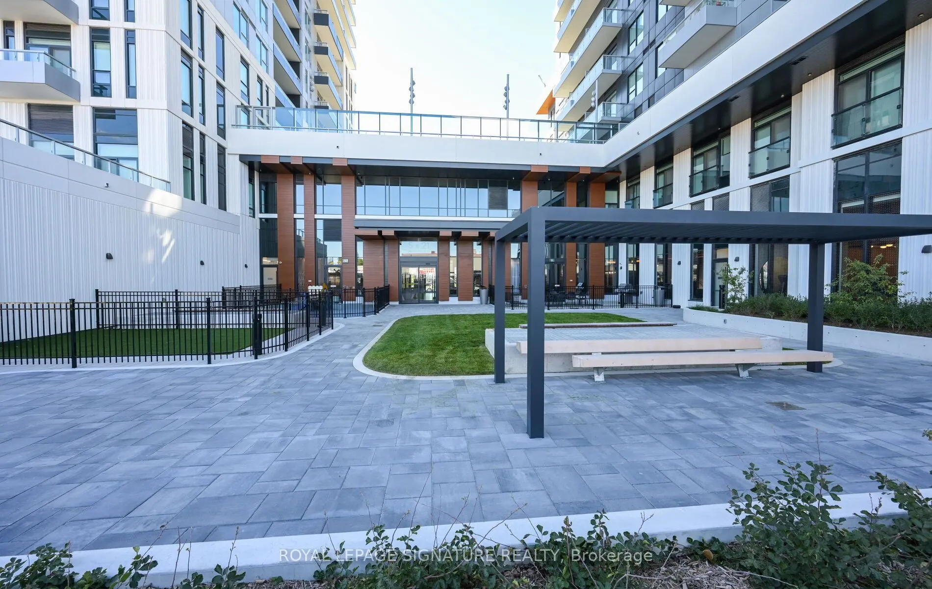 5 Meadowdale Road #2404