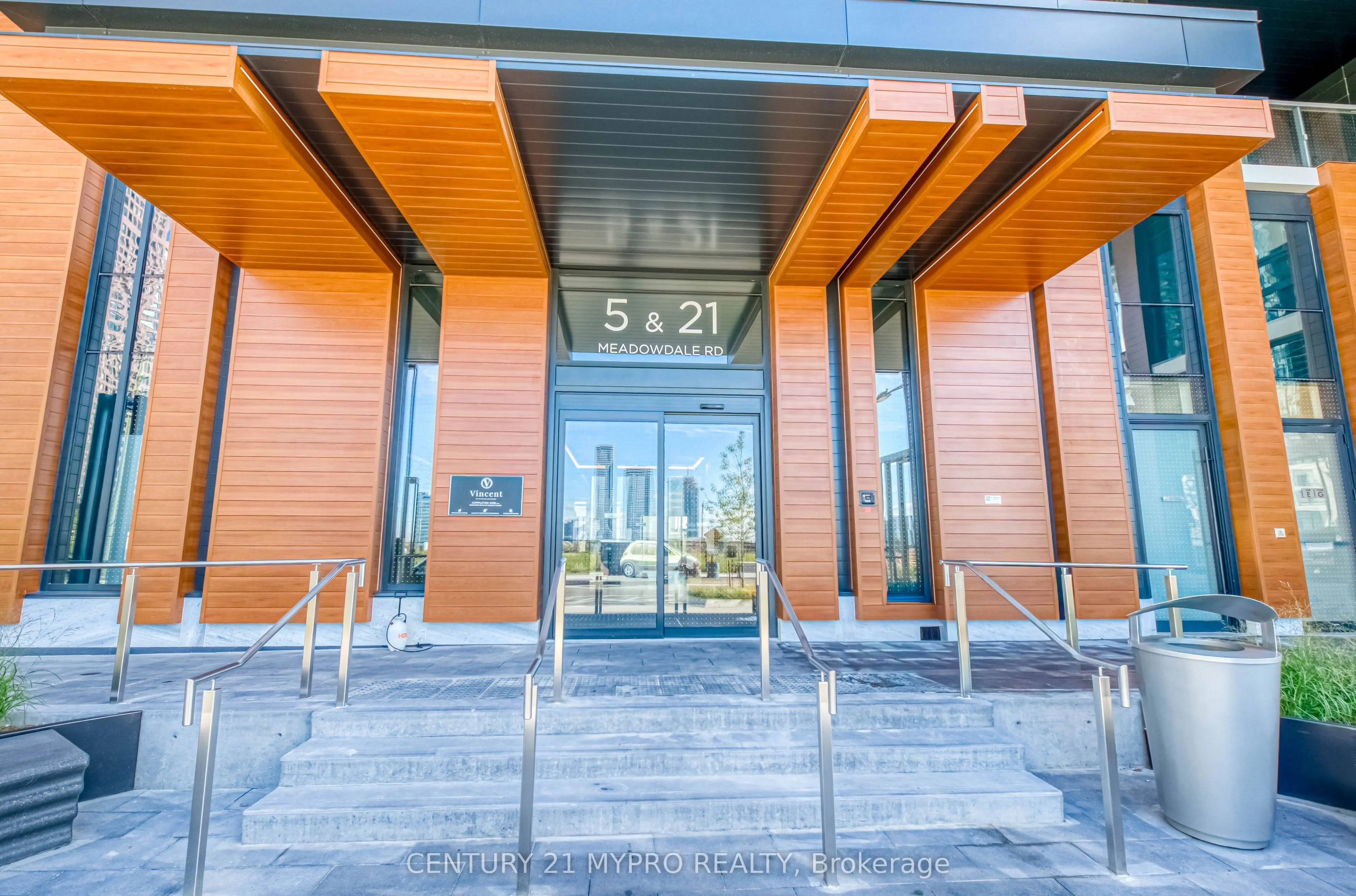 5 Meadowdale Road #2608