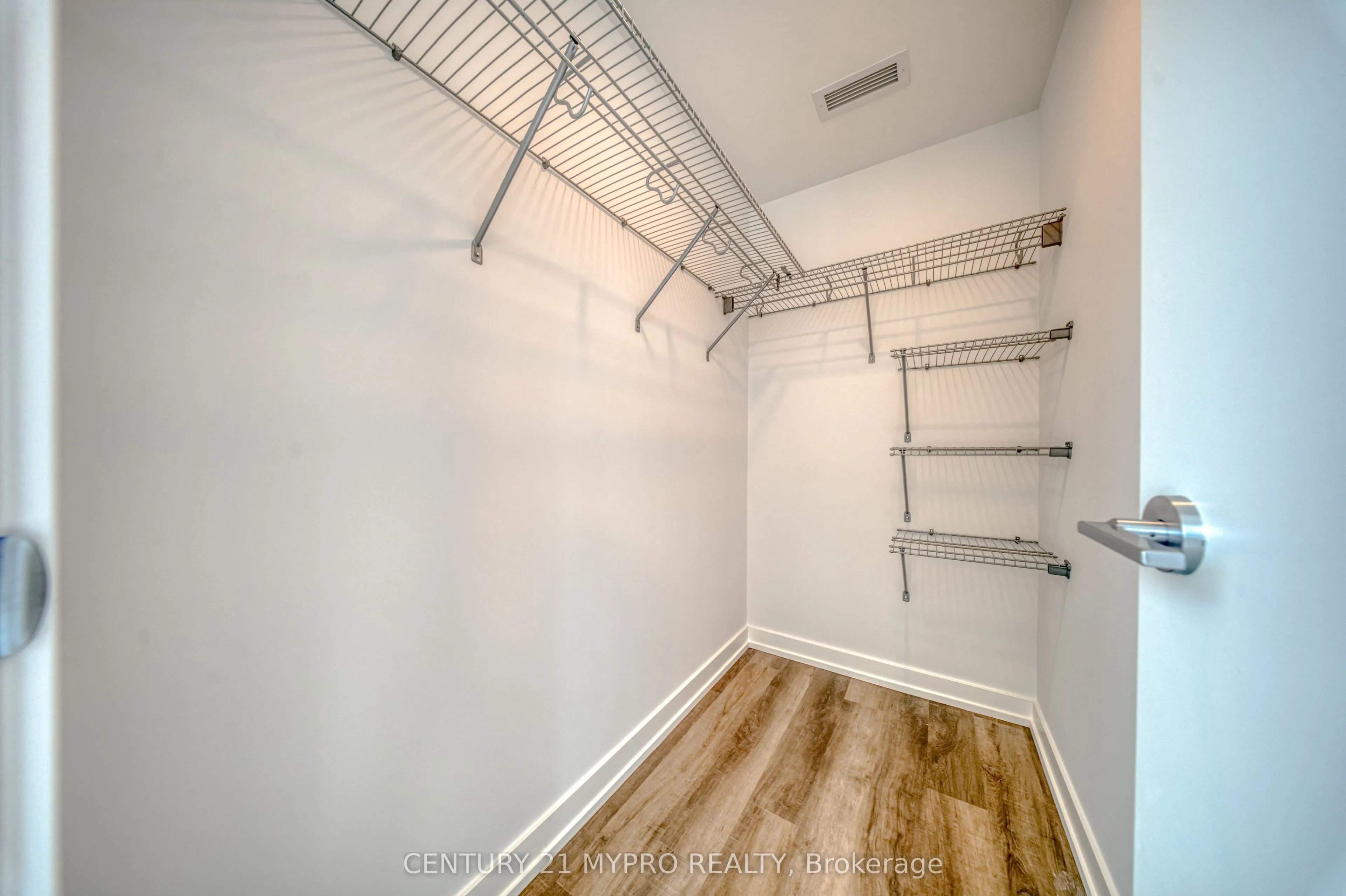 5 Meadowdale Road #2608