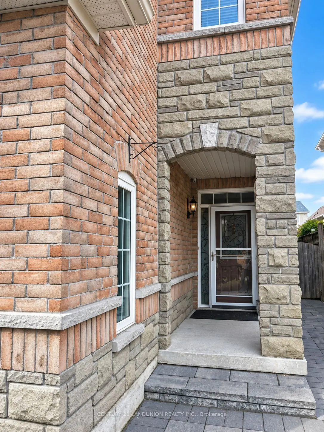 52 Kentley Street
