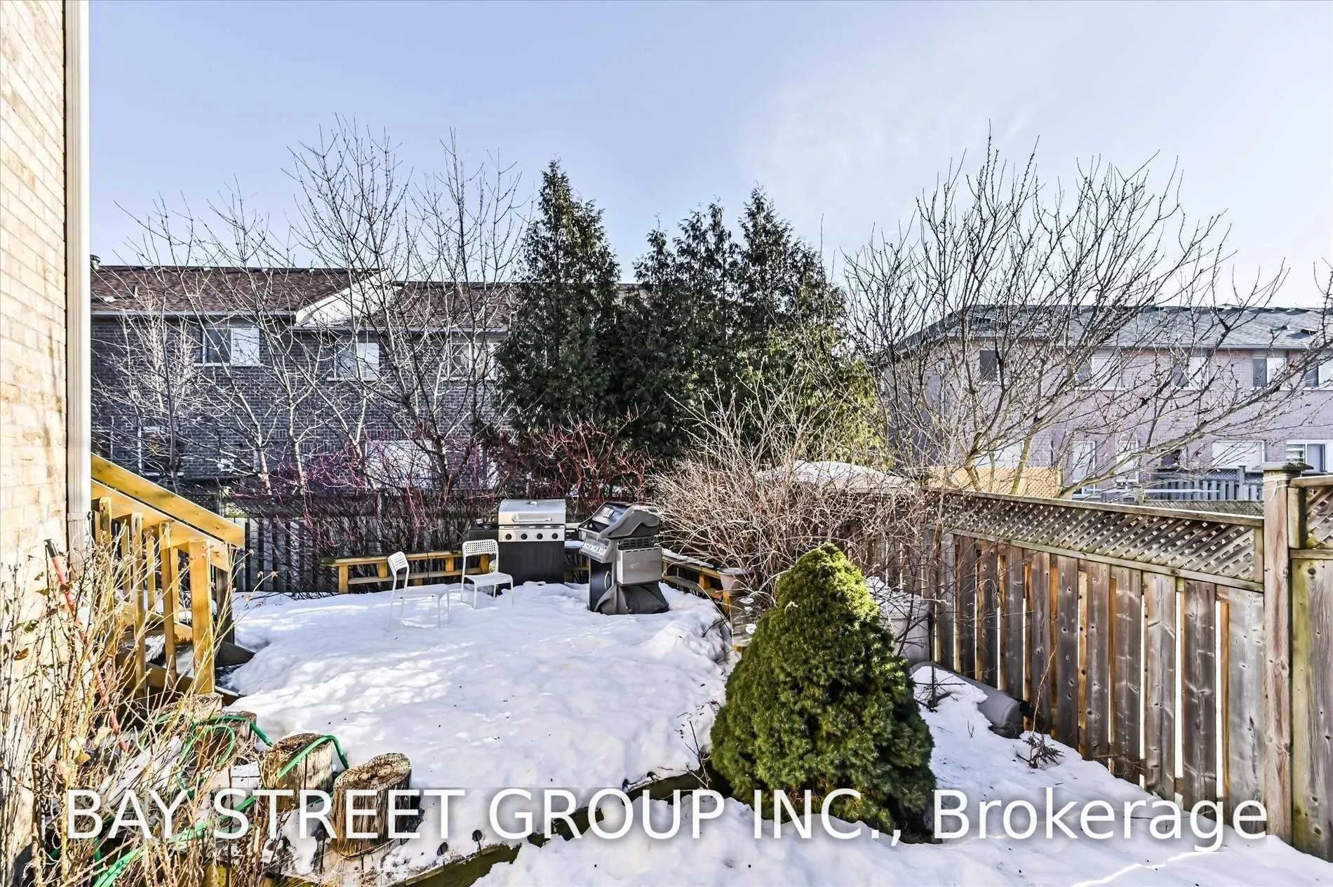 31 Levellands Crescent