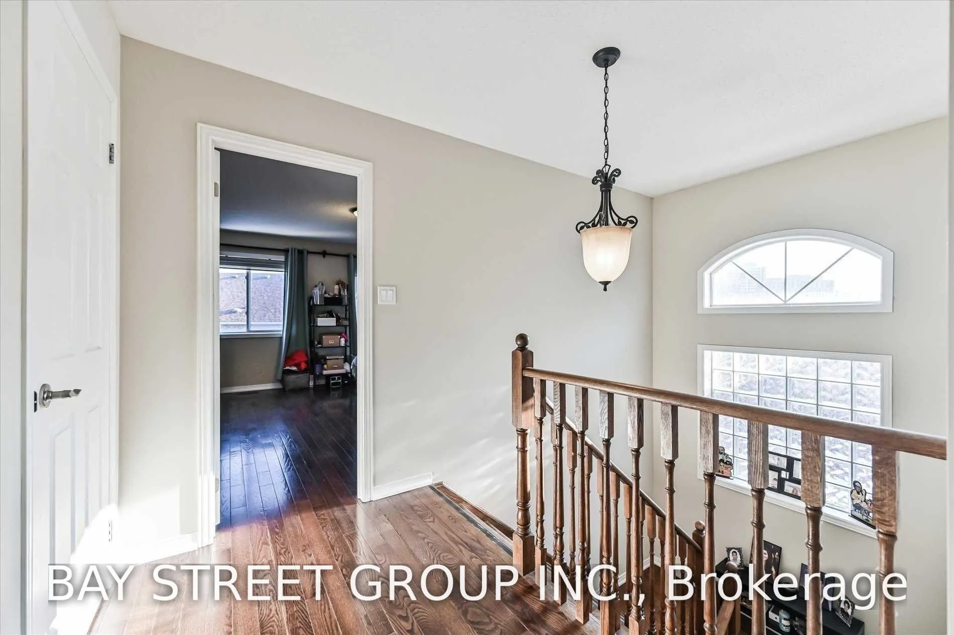 31 Levellands Crescent