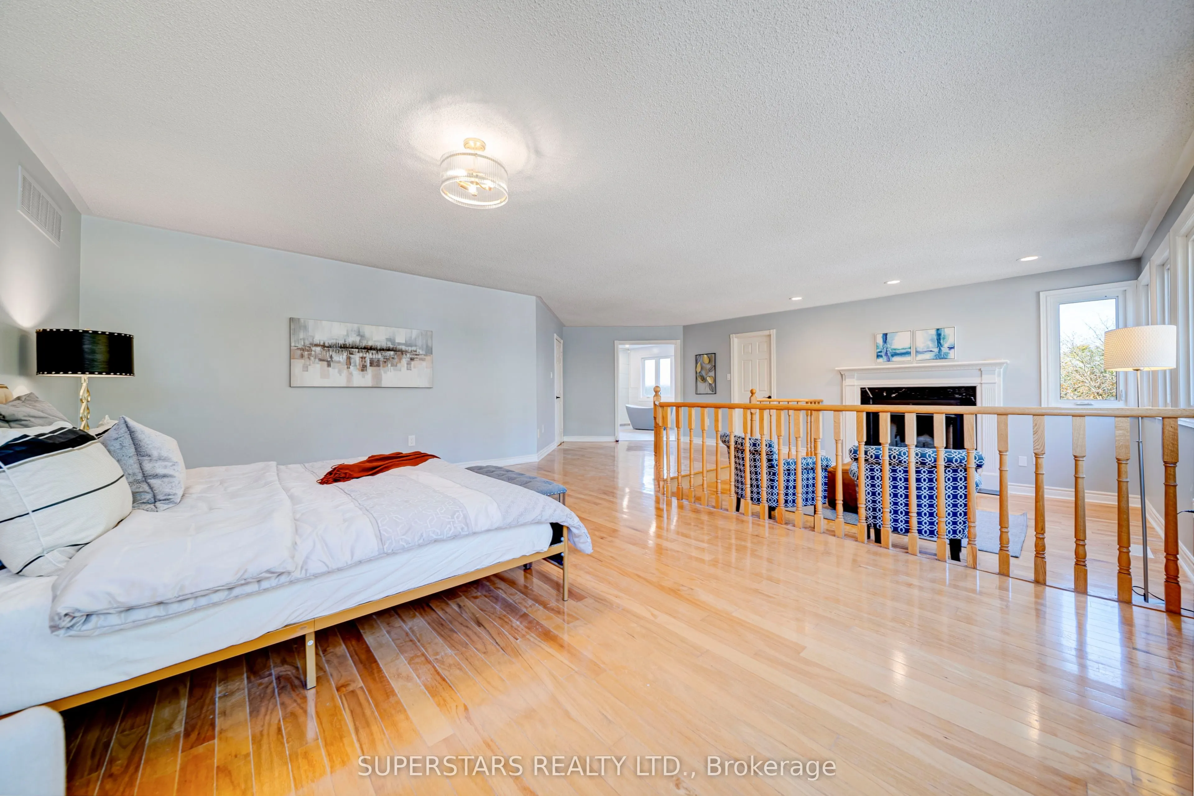 959 Lockwood Circle