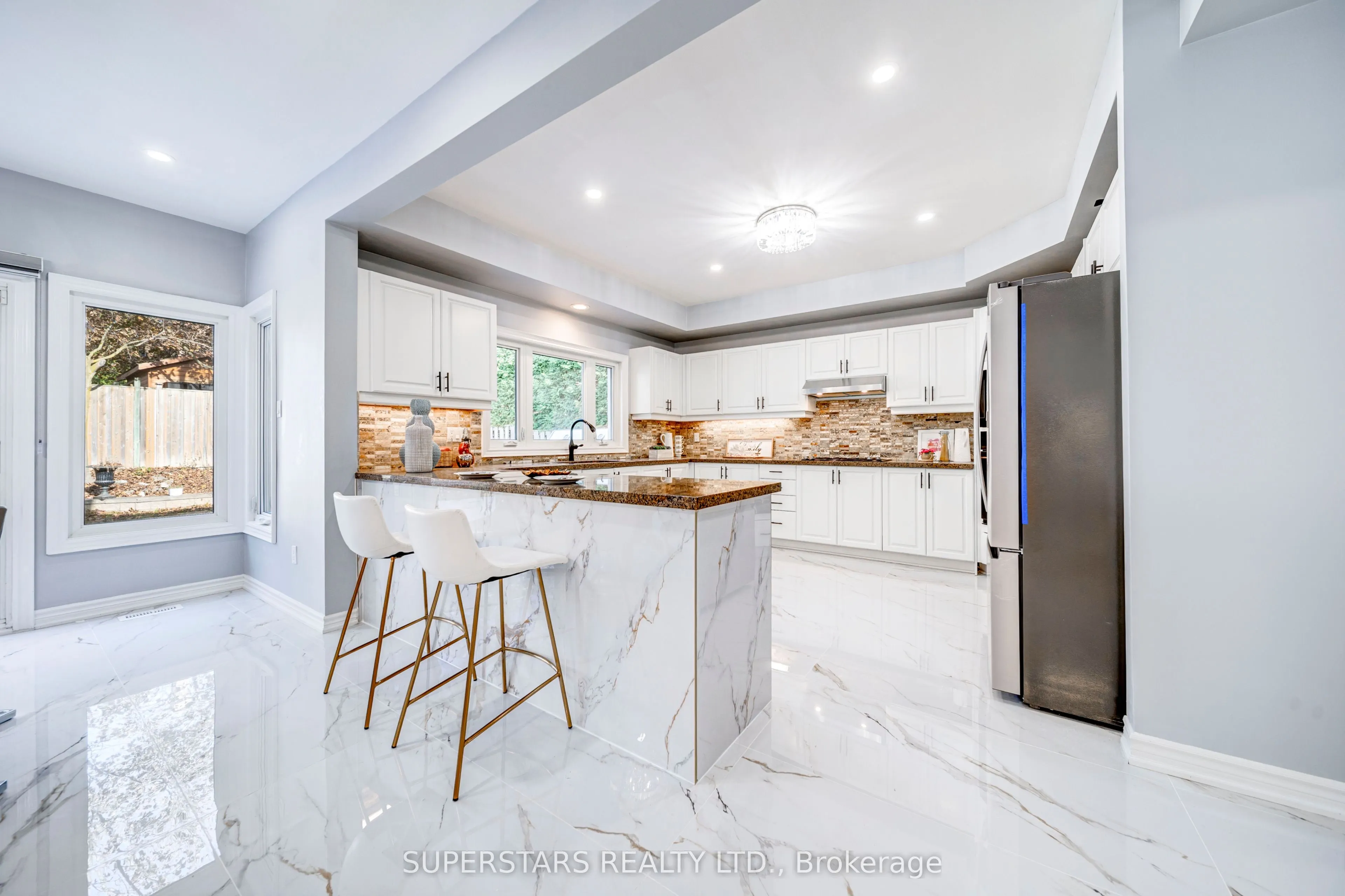 959 Lockwood Circle