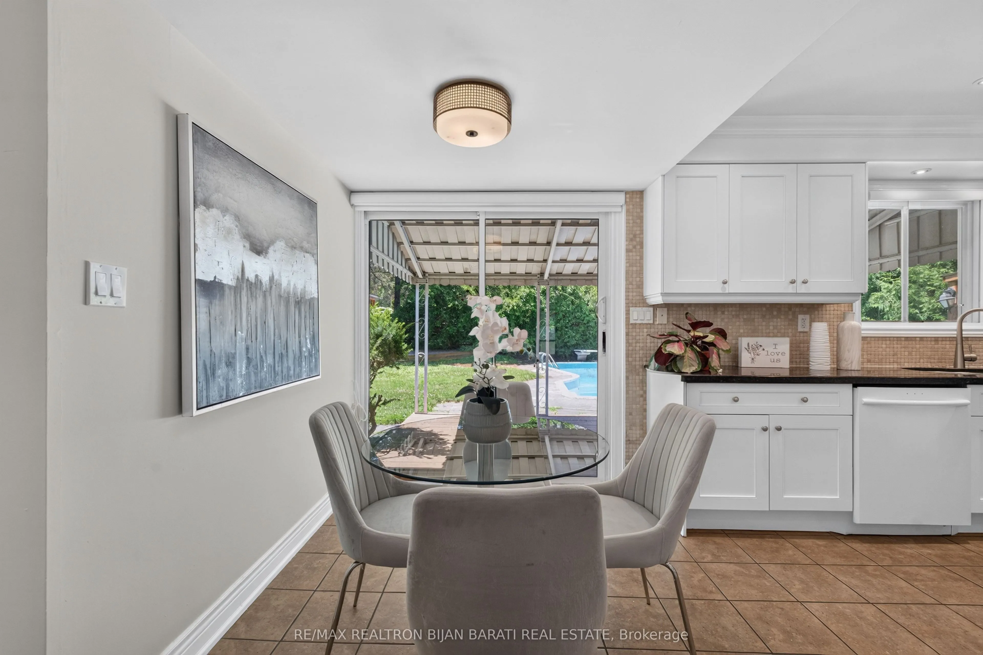 215 Grandview Avenue