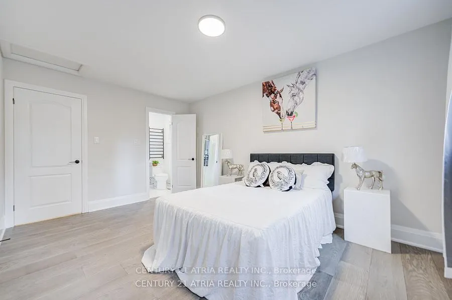 33 Sir Brandiles Place