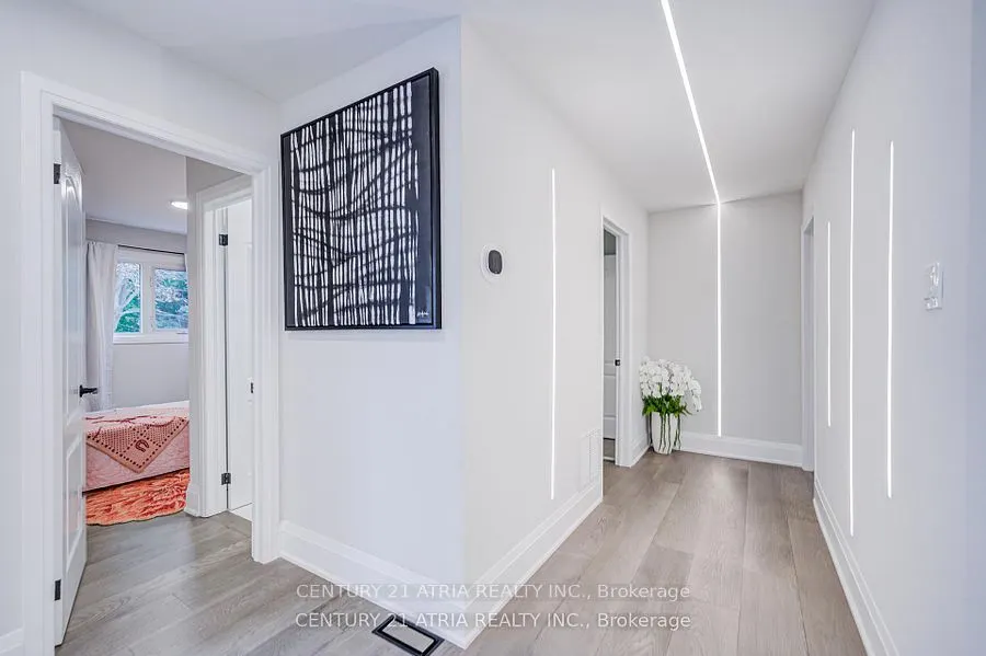 33 Sir Brandiles Place