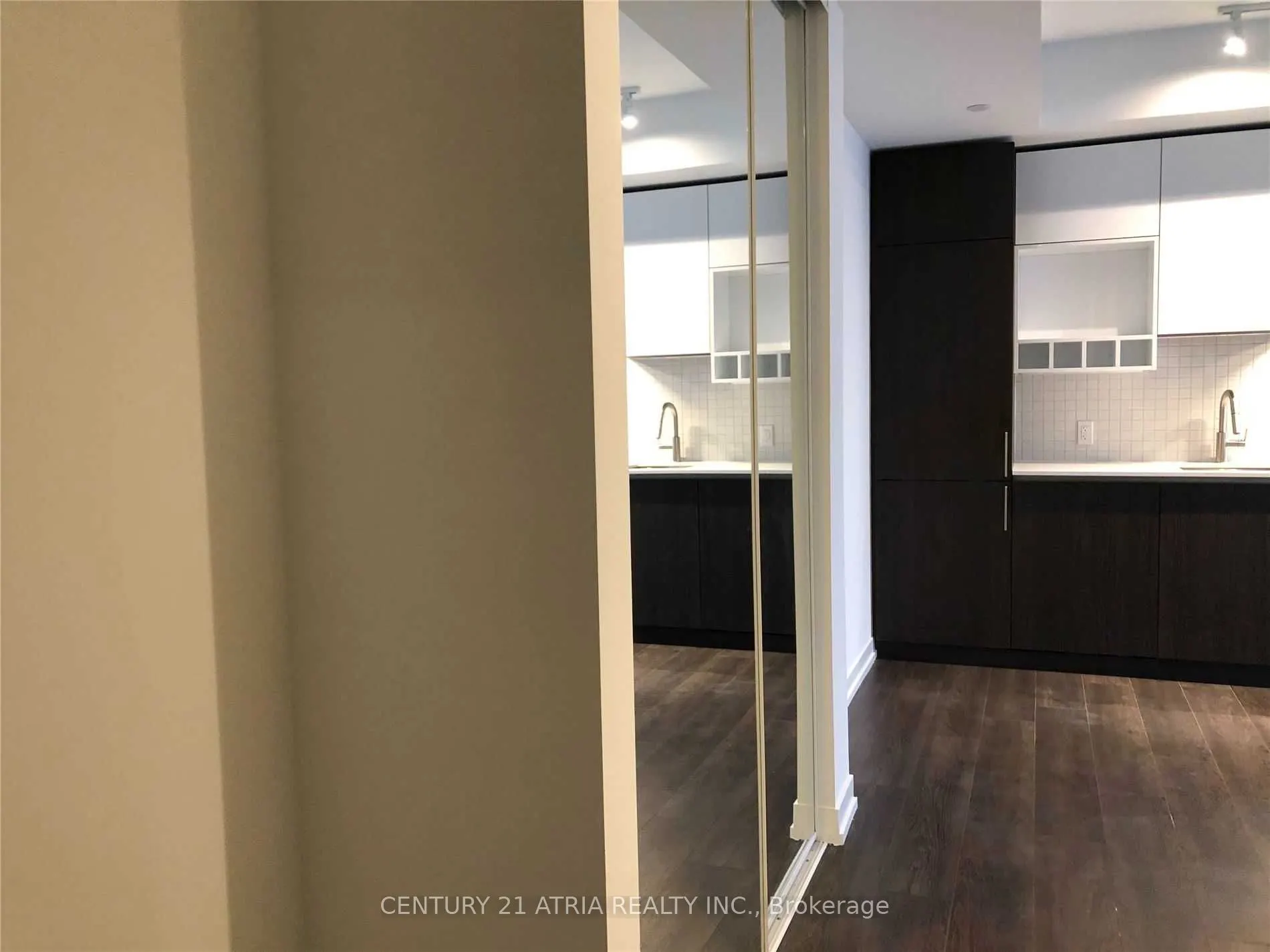 5 Buttermill Avenue #5811