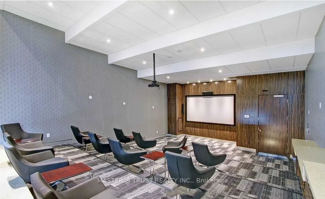233 South Park Road #508