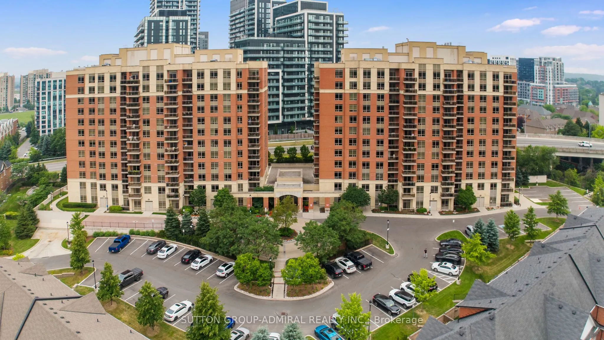 73 King William Crescent #307