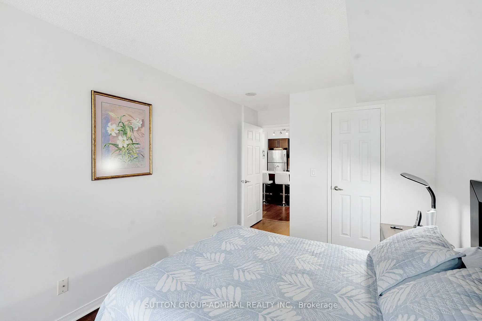 73 King William Crescent #307