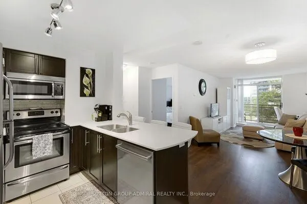 73 King William Crescent #307