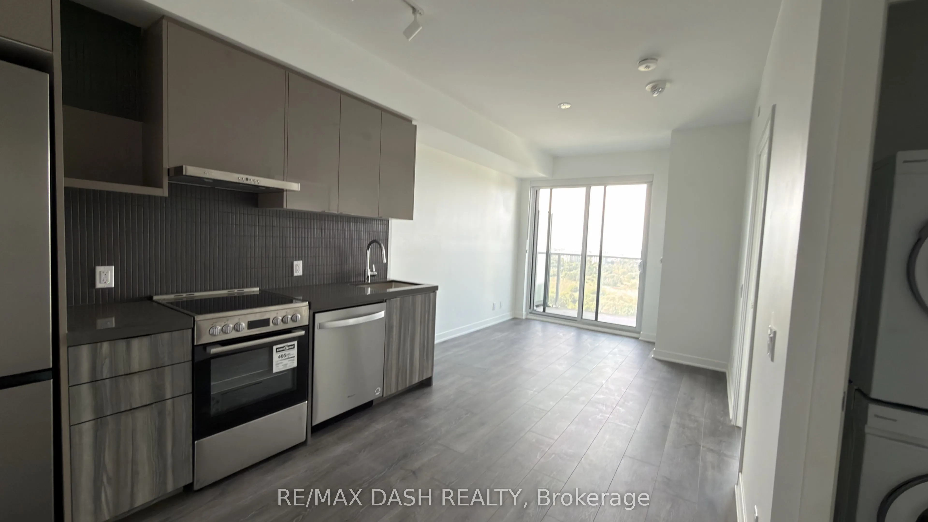 6 Flavelle Trail #3215