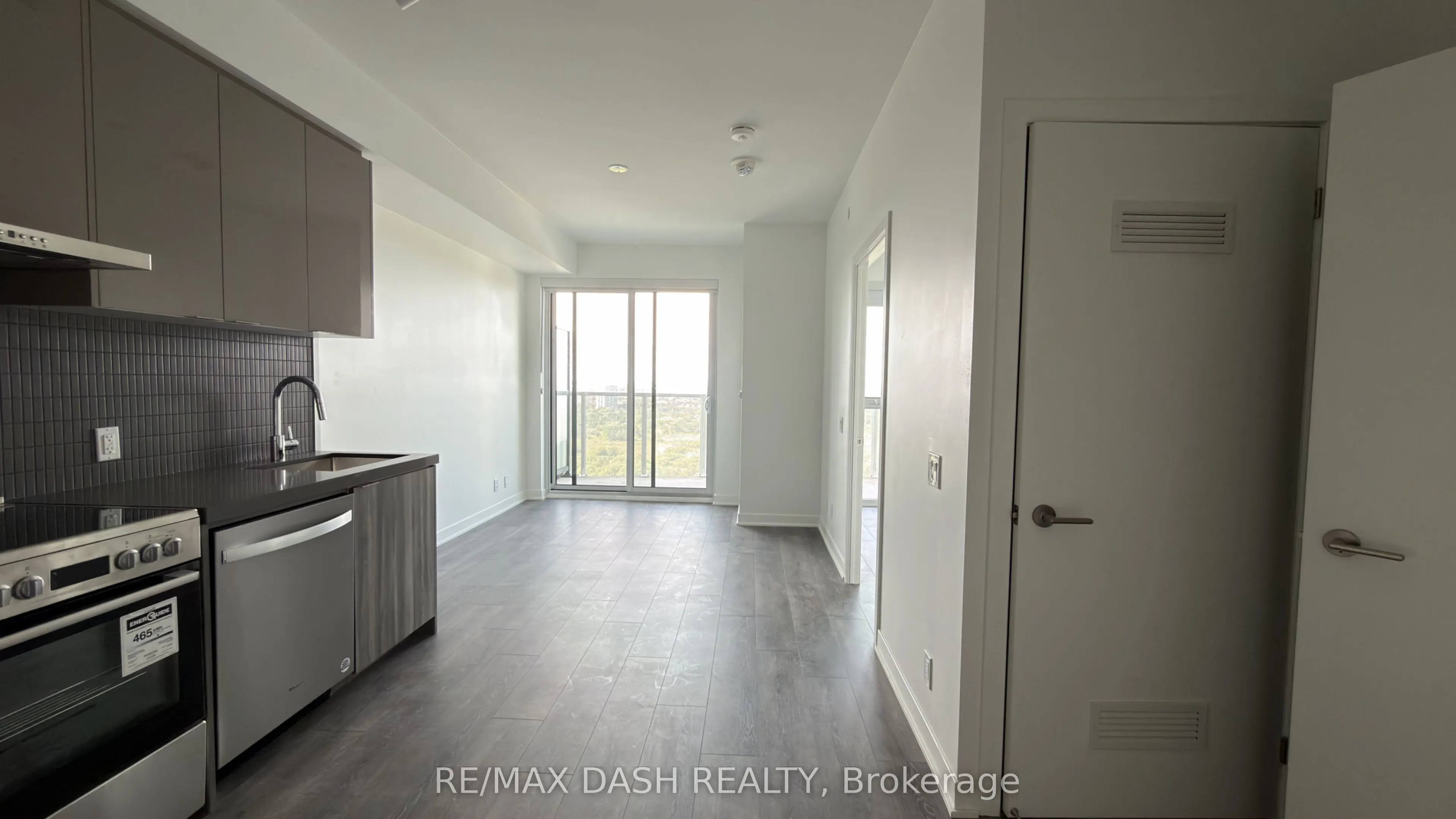 6 Flavelle Trail #3215