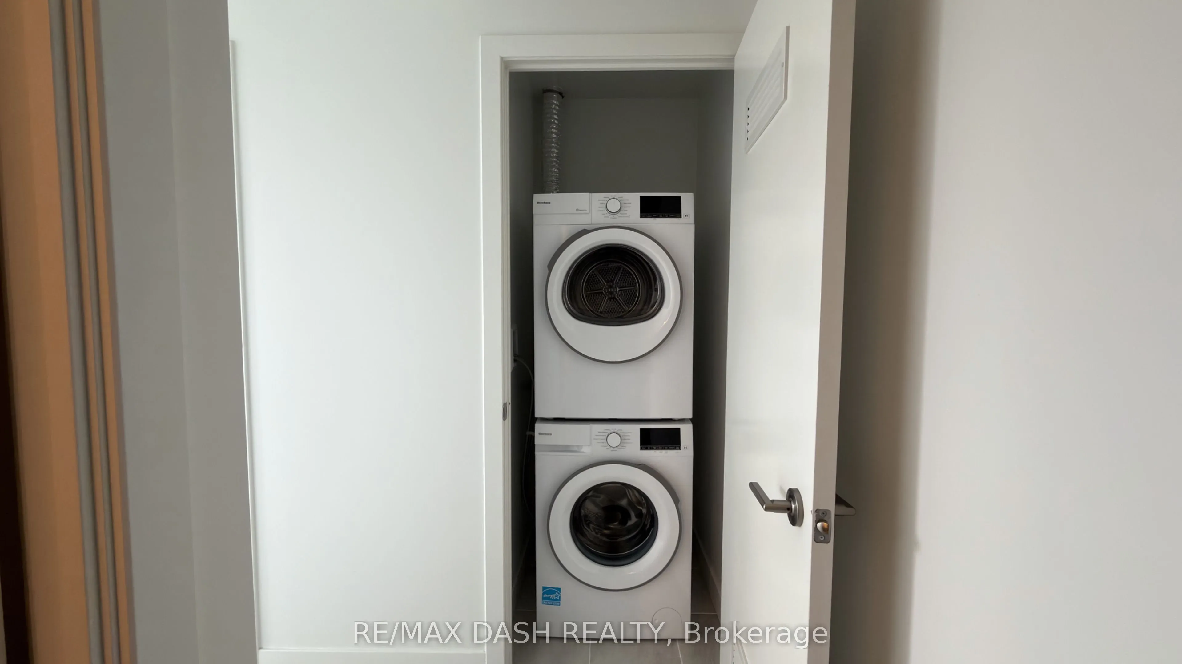 6 Flavelle Trail #1618