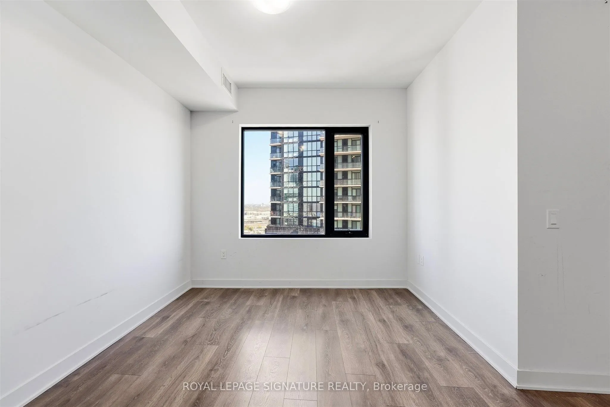 2920 Highway 7 Road #2805