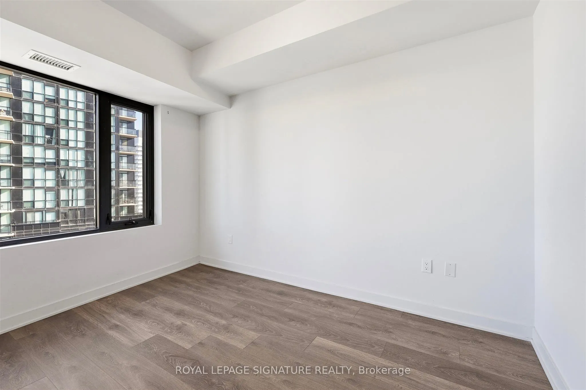 2920 Highway 7 Road #2805
